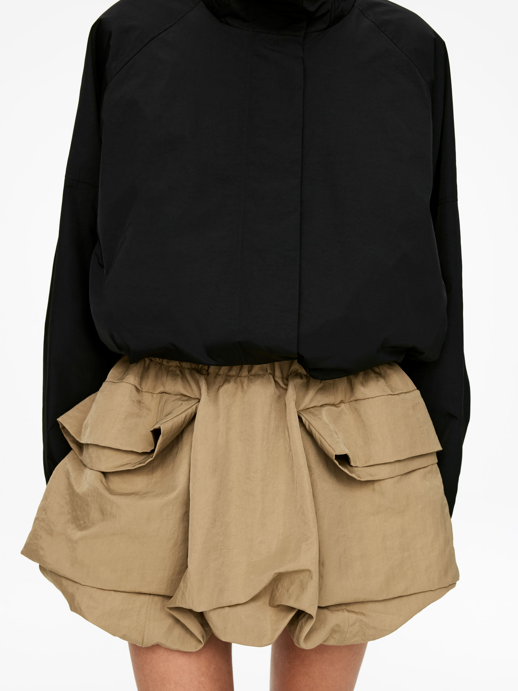 Minirock mit Bubble-Saum - Dunkelbeige - Regular Fit - Damen - StillMedia/Lookbook - 6