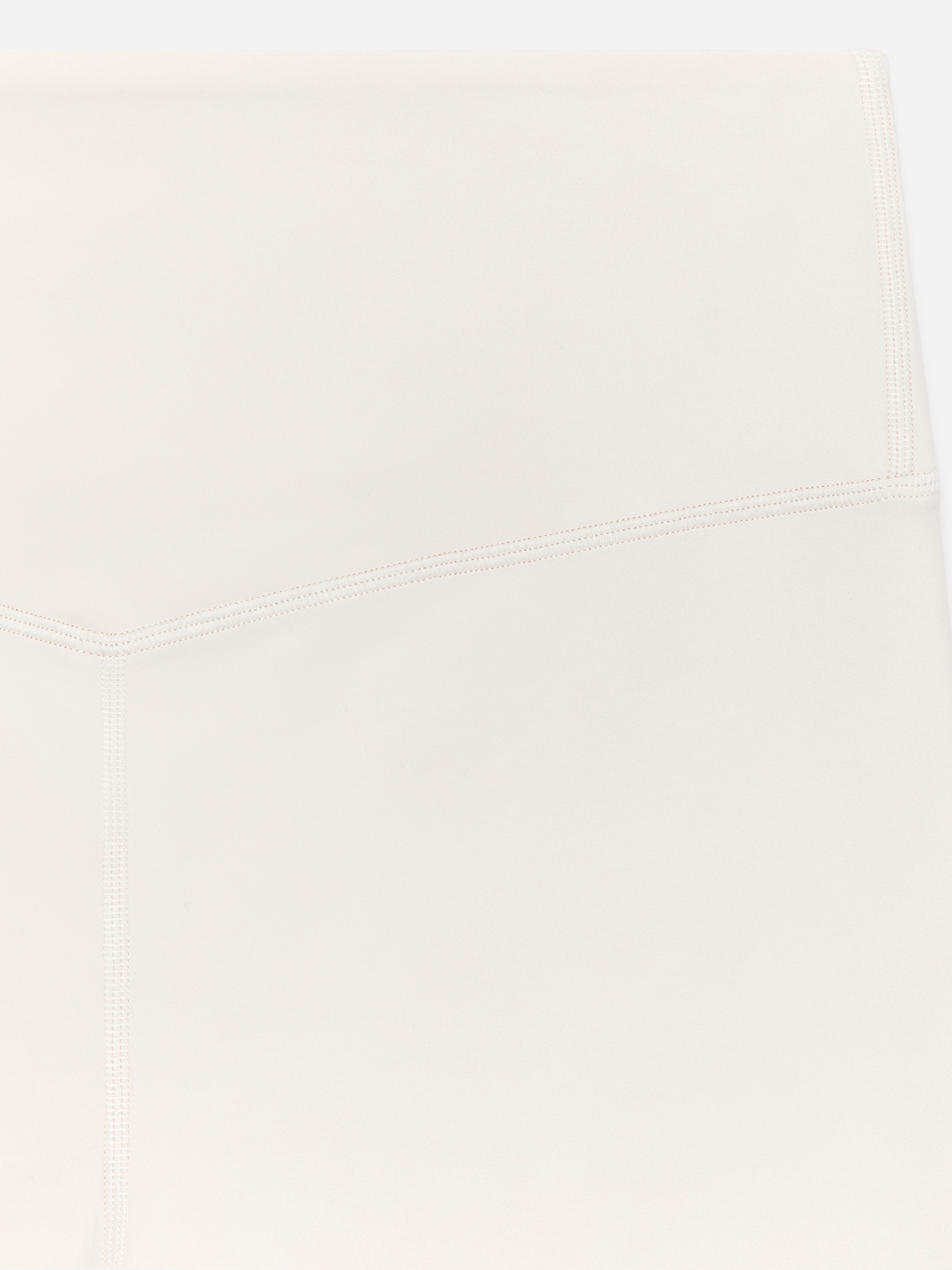 Short cycliste doux et extensible - Blanc cassé - Slim fit - Femme - StillMedia/DescriptiveDetail - 2