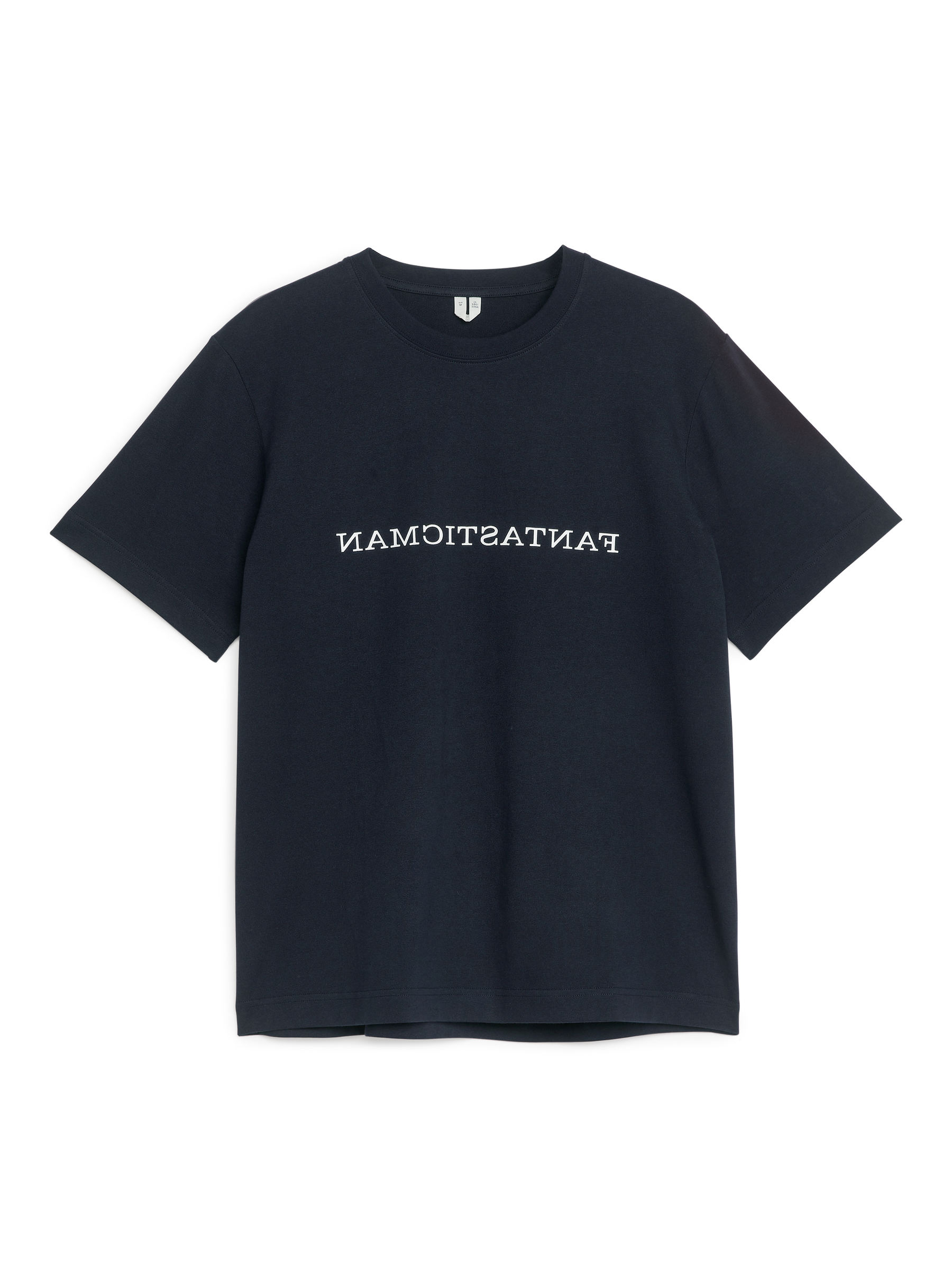 ARKET and Fantastic Man T-Shirt - Dunkelblau - Regular Fit - Herren - StillMedia/DescriptiveStillLife - 2