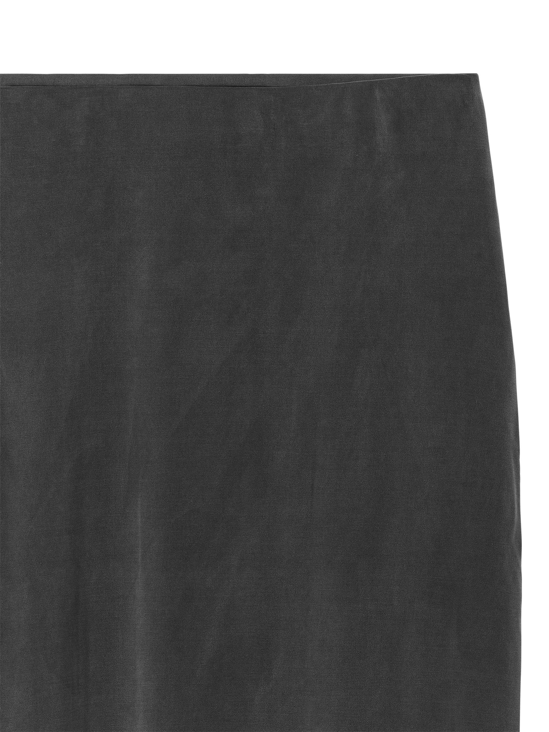 Long Cupro Skirt - Black - Regular fit - Women - StillMedia/DescriptiveDetail - 1