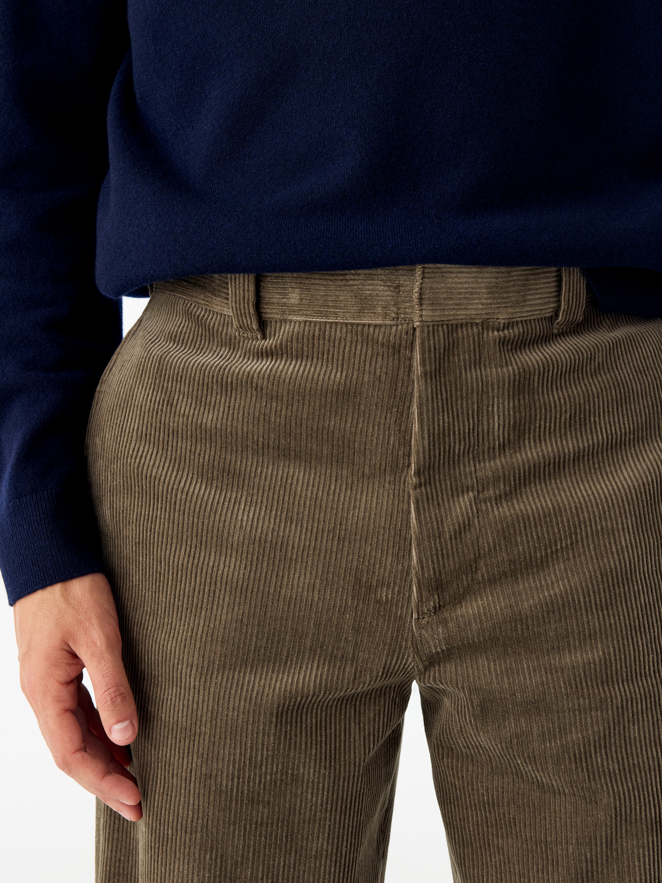 Weite Cordhose - Graubraun - Loose Fit - men - StillMedia/Lookbook - 5