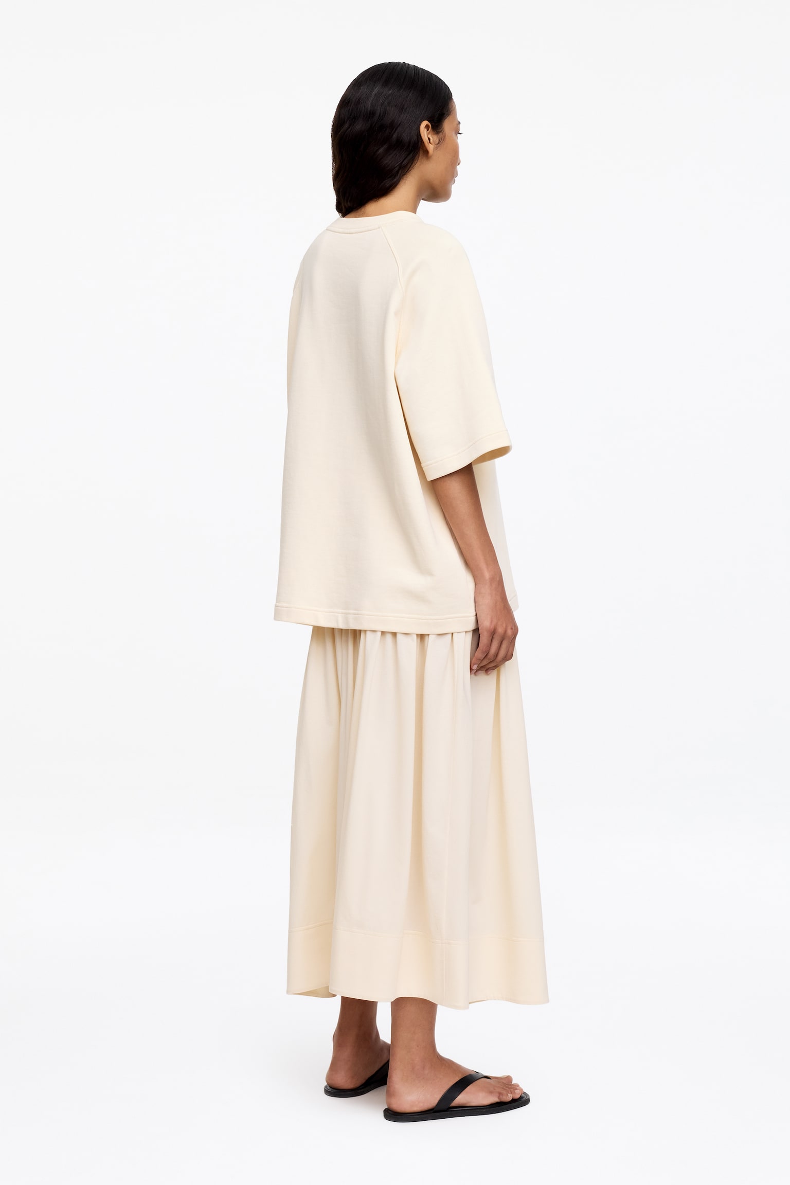 Kurzärmliges Sweatshirt - Beige/Schwarz - 6