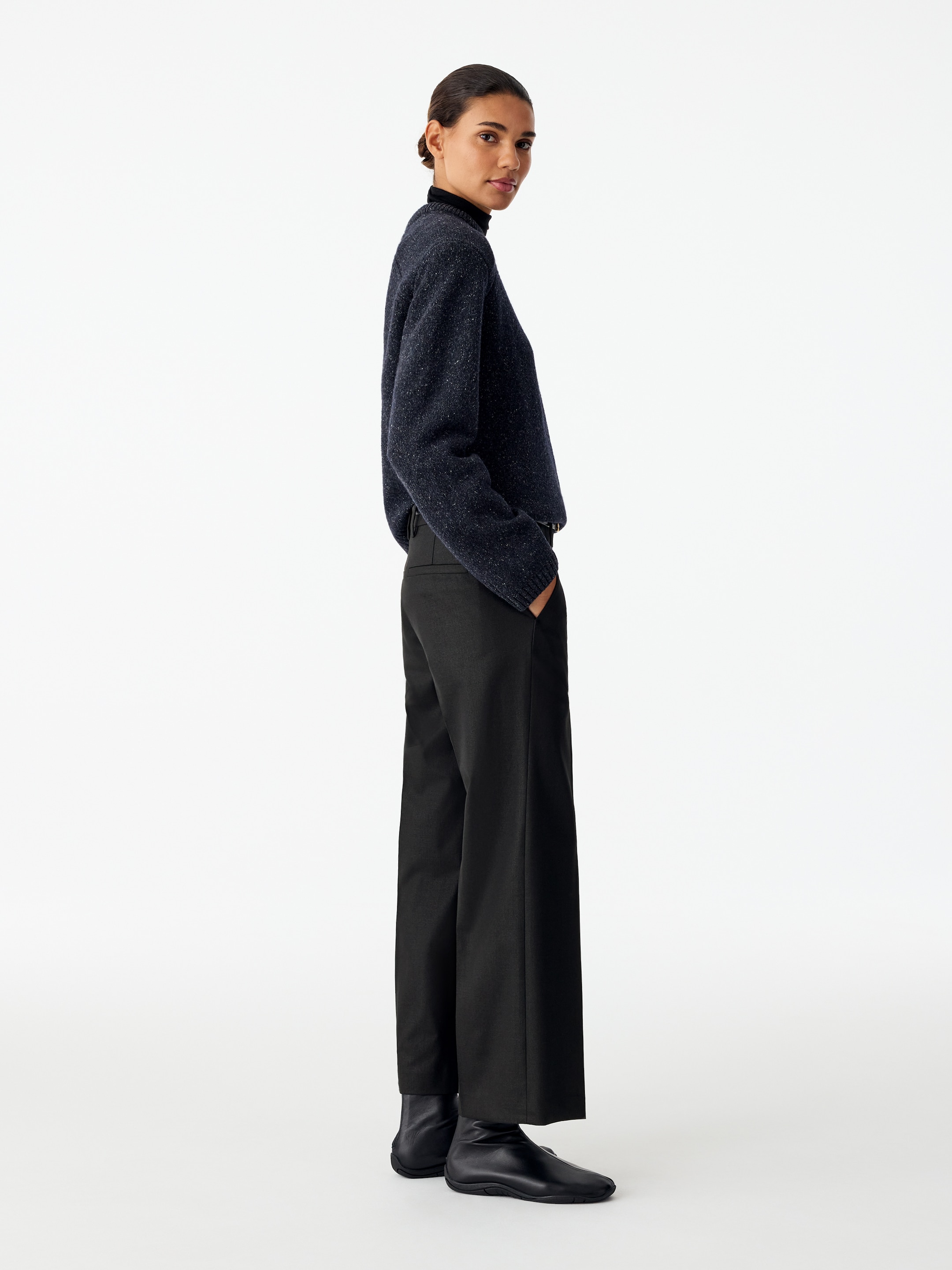 Tailored Ankle-Length Trousers - Black - Slim fit - women - StillMedia/Lookbook - 8