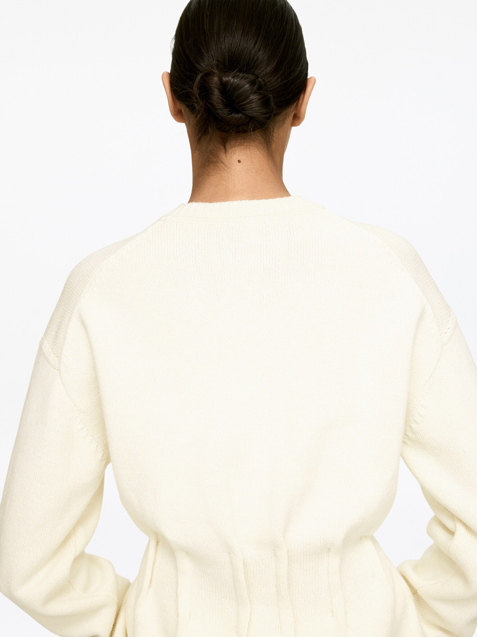 Taillierter Pullover - Cremeweiß - 6