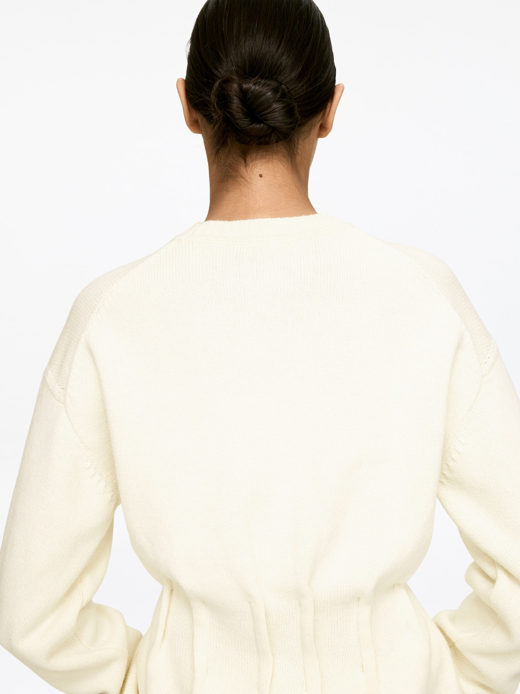 Fitted-Waist Jumper - Off White - Loose fit - Women - StillMedia/Lookbook - 3