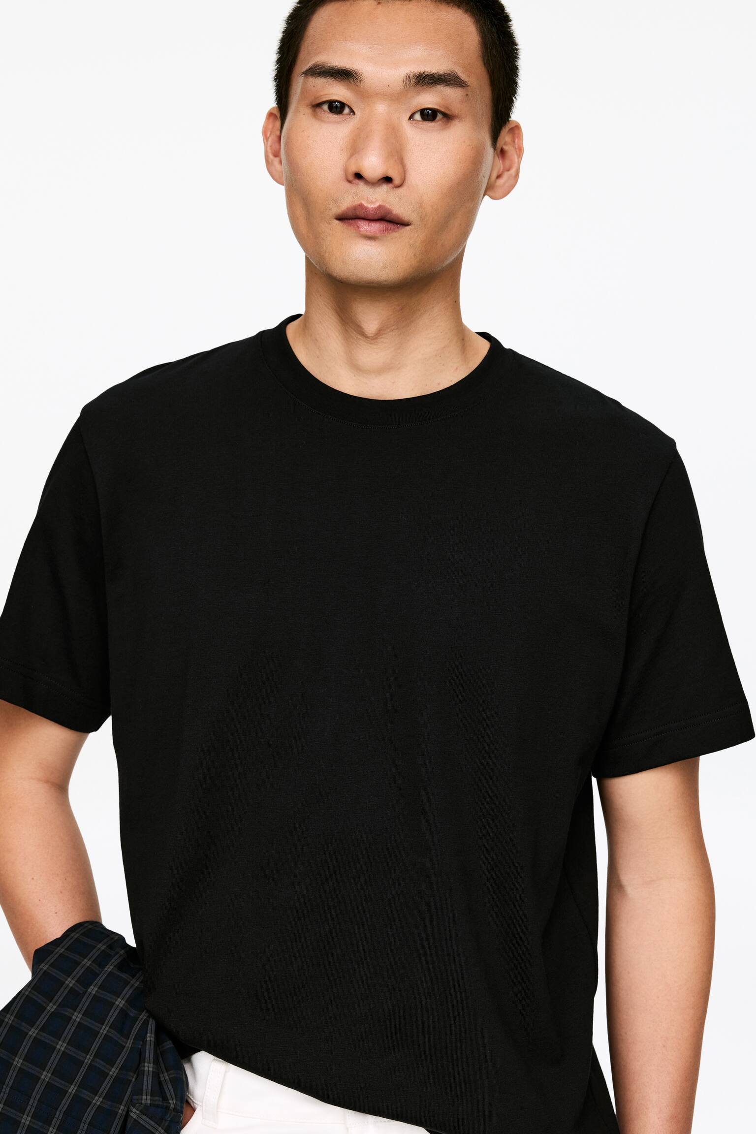 T-shirt średniej grubości - Czarny/Zielony khaki/Brązowy/Biały/Jasnoszary melanż/Ciemnoniebieski/Złamana biel/Zielony khaki/Ciemnobrązowy - 7