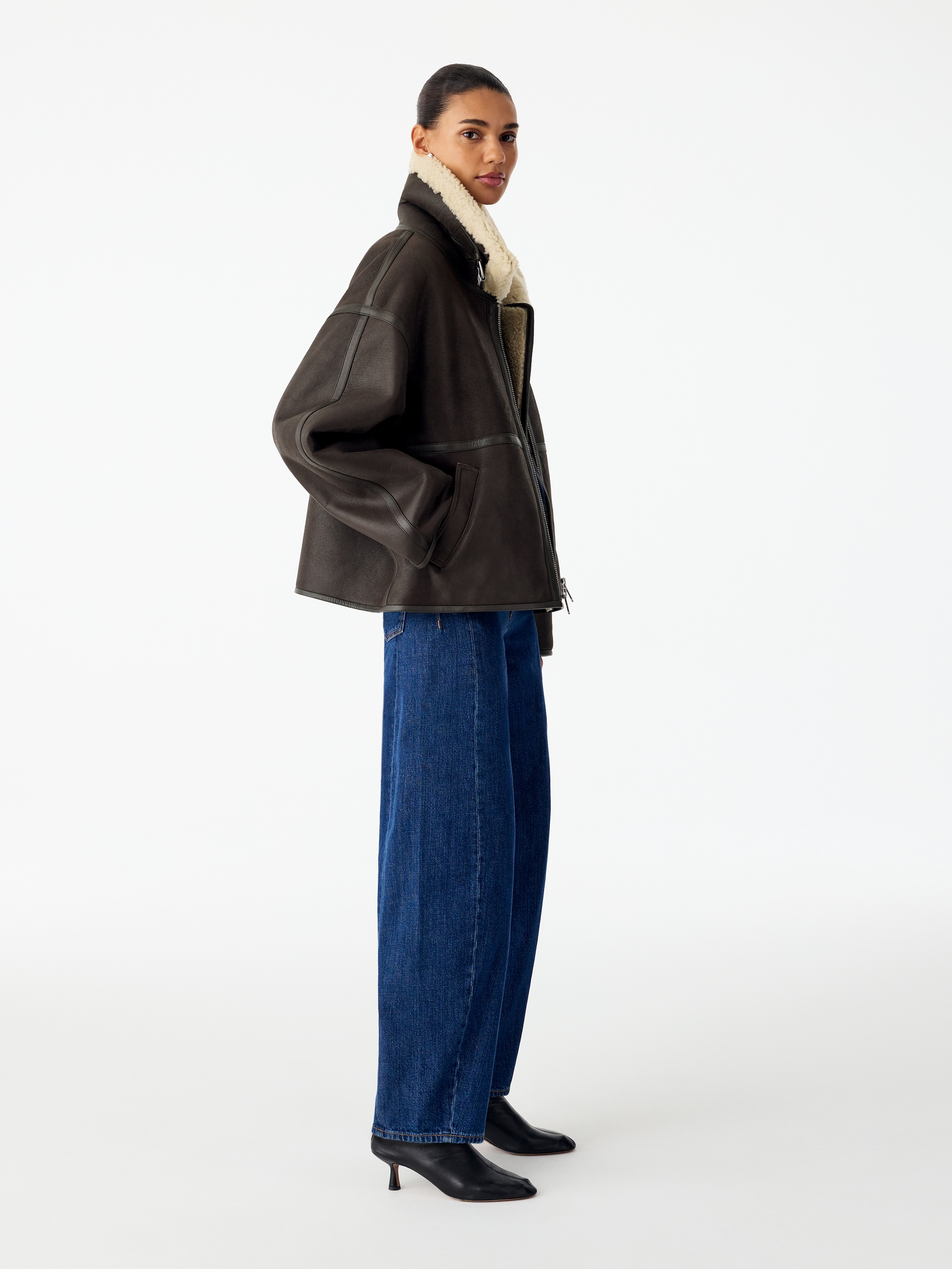 Leather Shearling Aviator Jacket - Brown - Oversized - women - StillMedia/Lookbook - 11