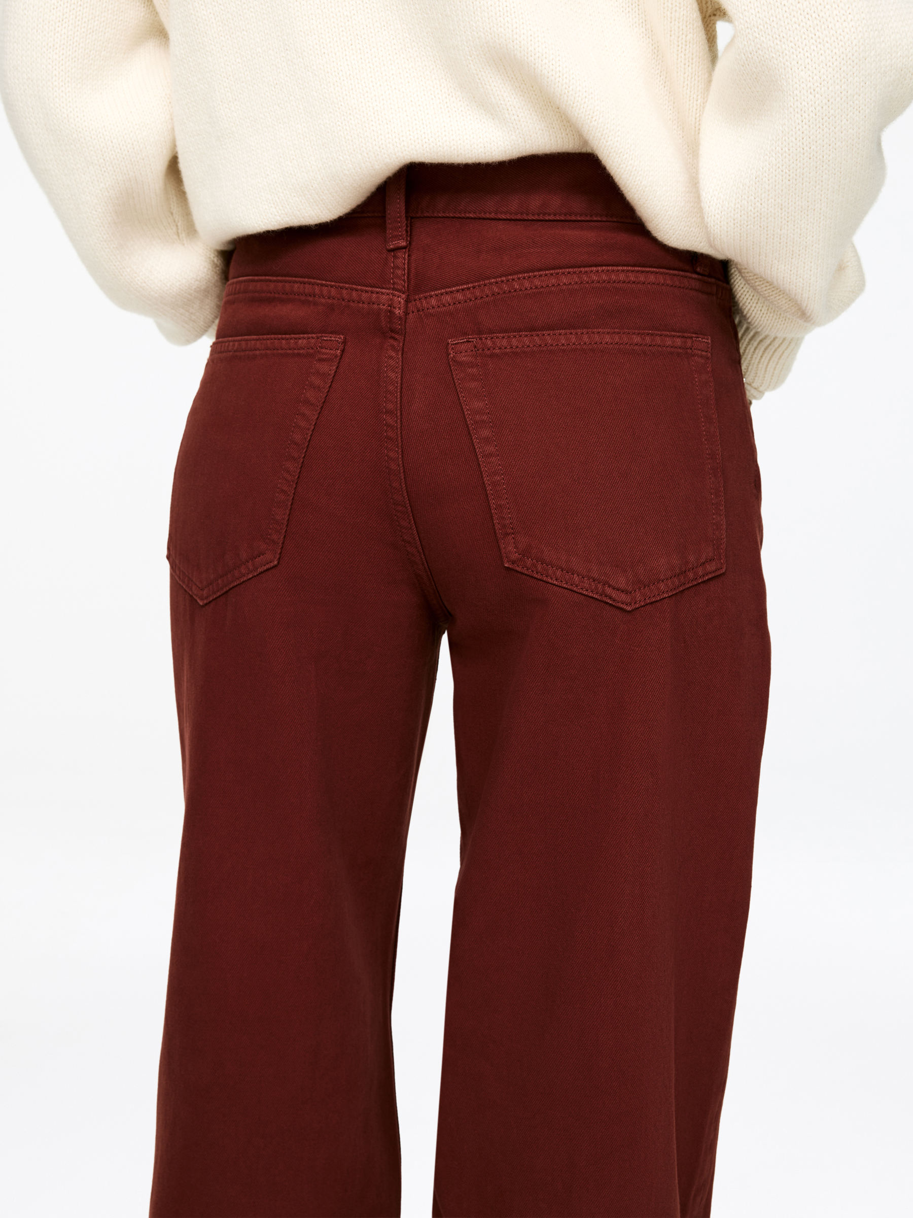 Jean large ample CLOUD - Rouge foncé - Relaxed fit - Femme - StillMedia/Lookbook - 6