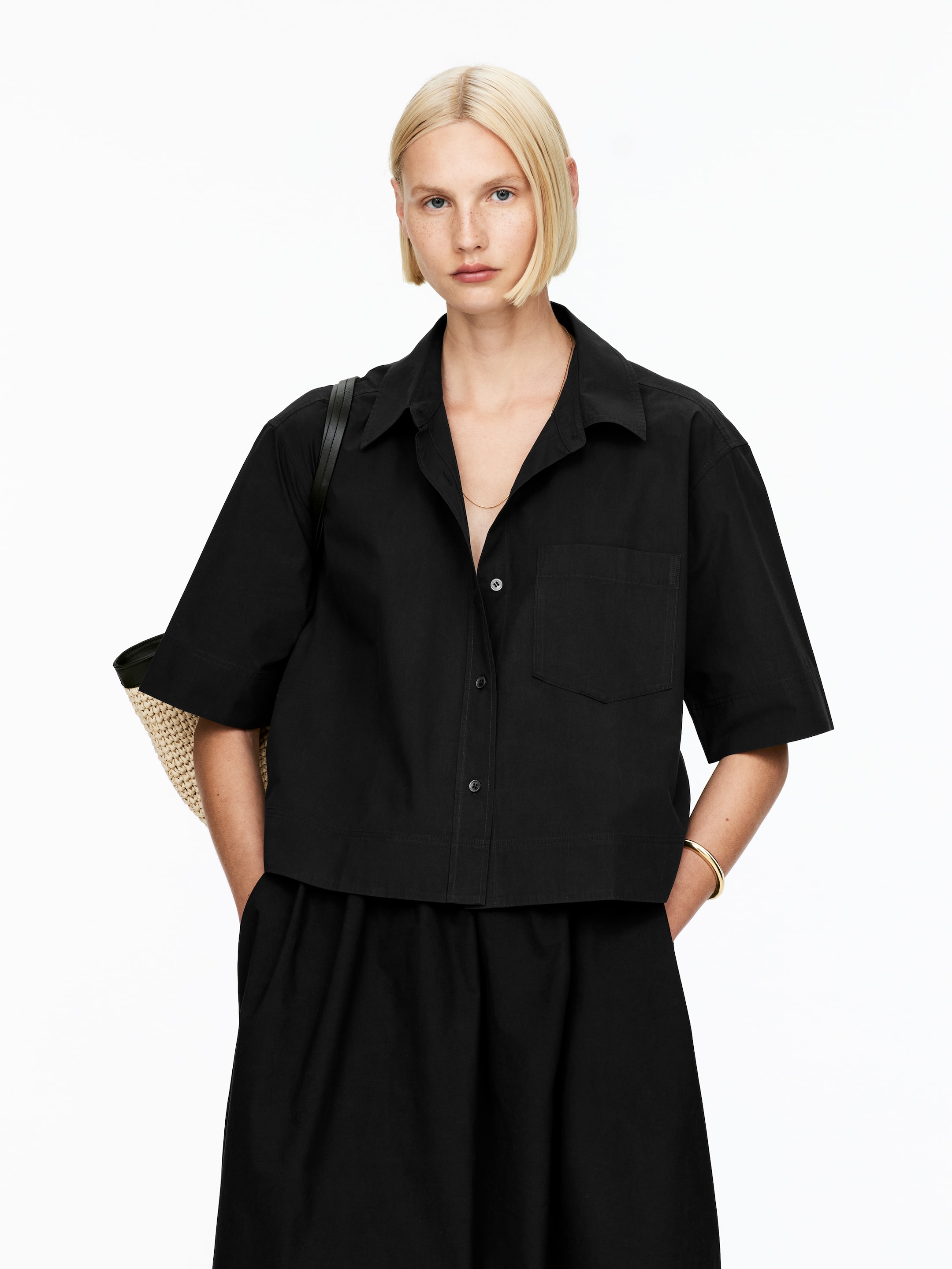 Visualizza immagine più grande: Camicia a maniche corte in cotone - Nero - DONNA | H&M IT 1