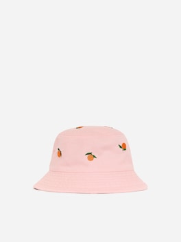 Fiskarhatt med broderi