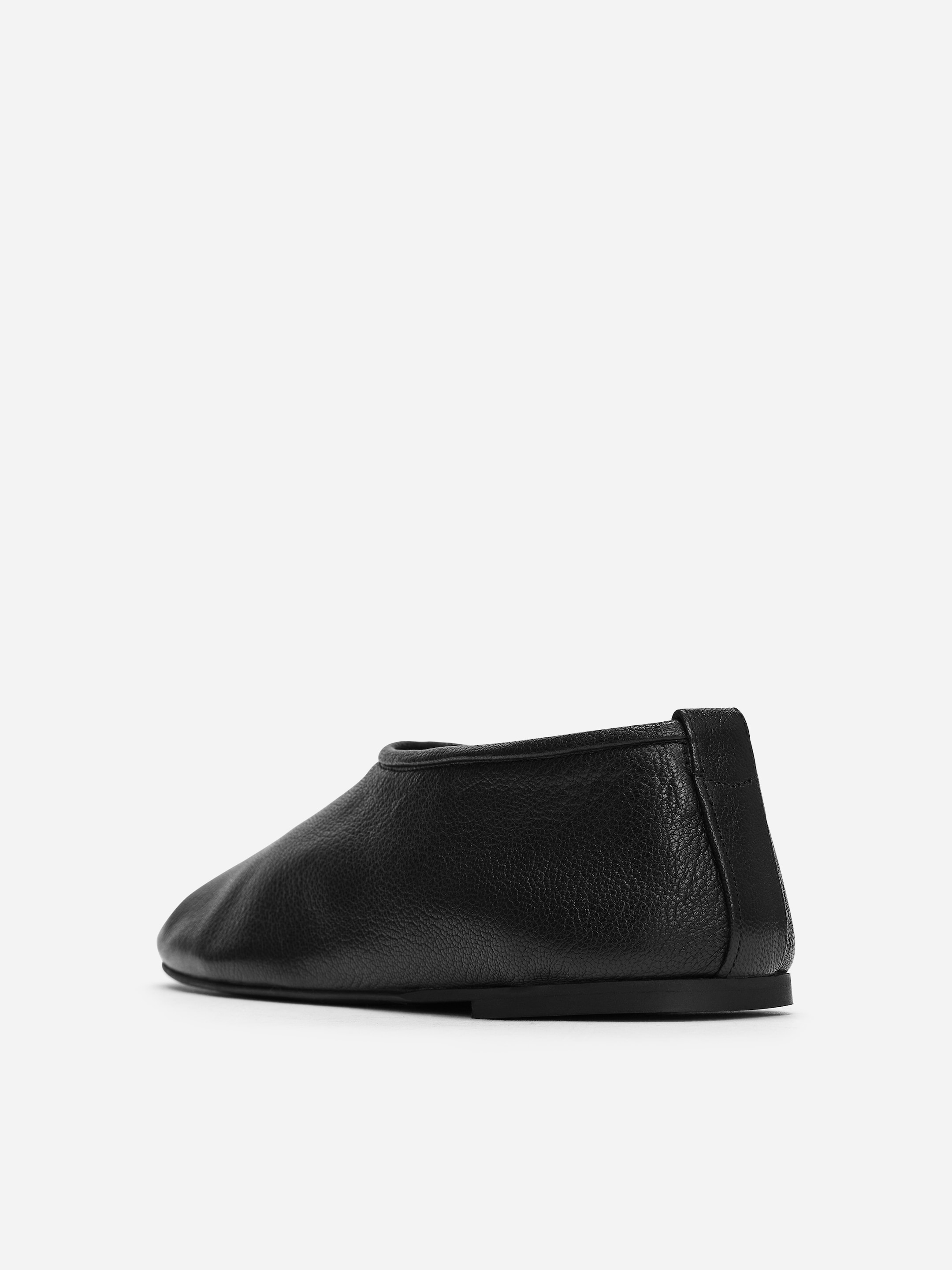 Leather Ballet Flats - Black - Women - StillMedia/DescriptiveStillLife - 5