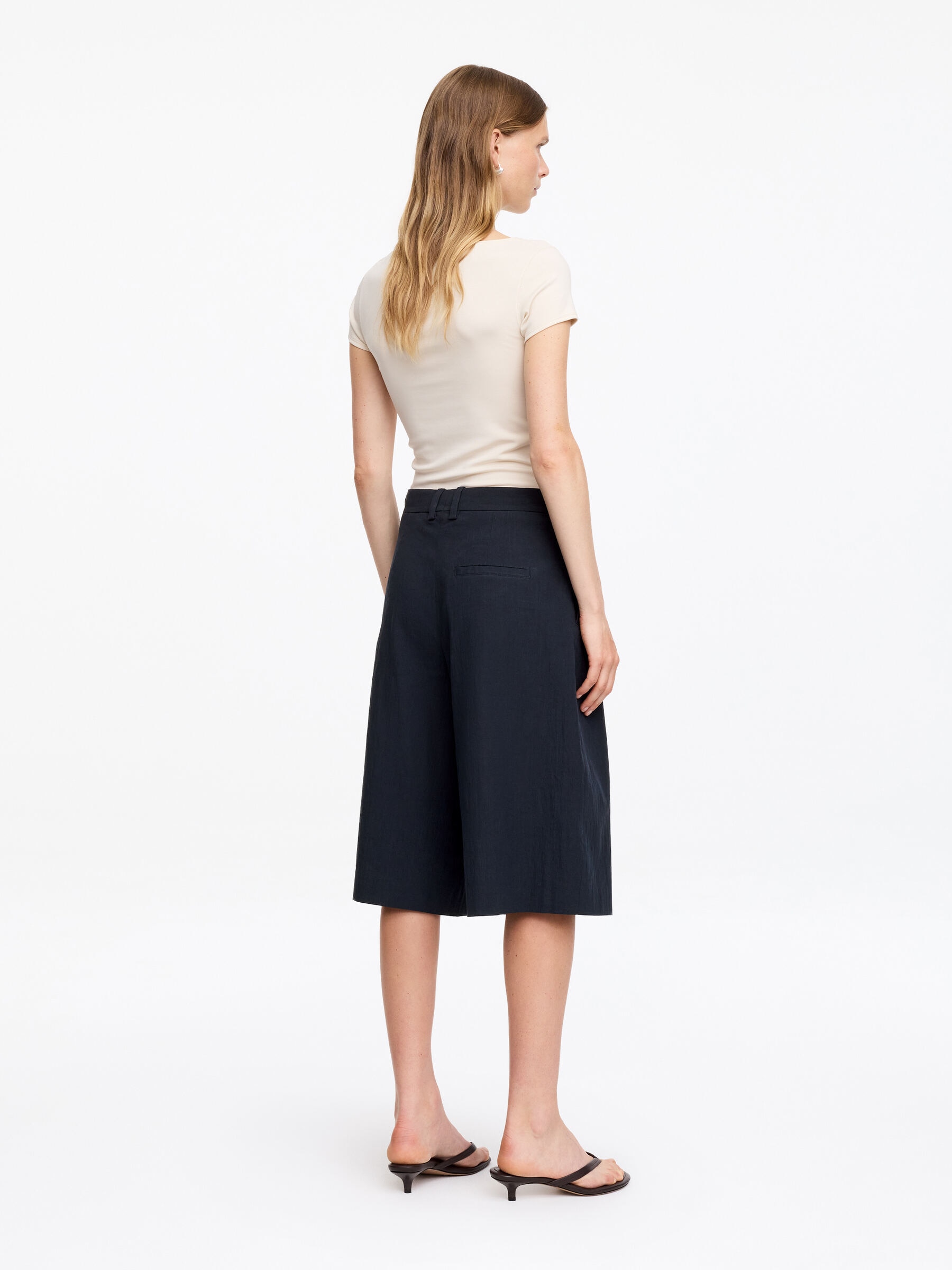 Elegante, weite Shorts - Dunkelblau - Regular Fit - Damen - StillMedia/Lookbook - 3