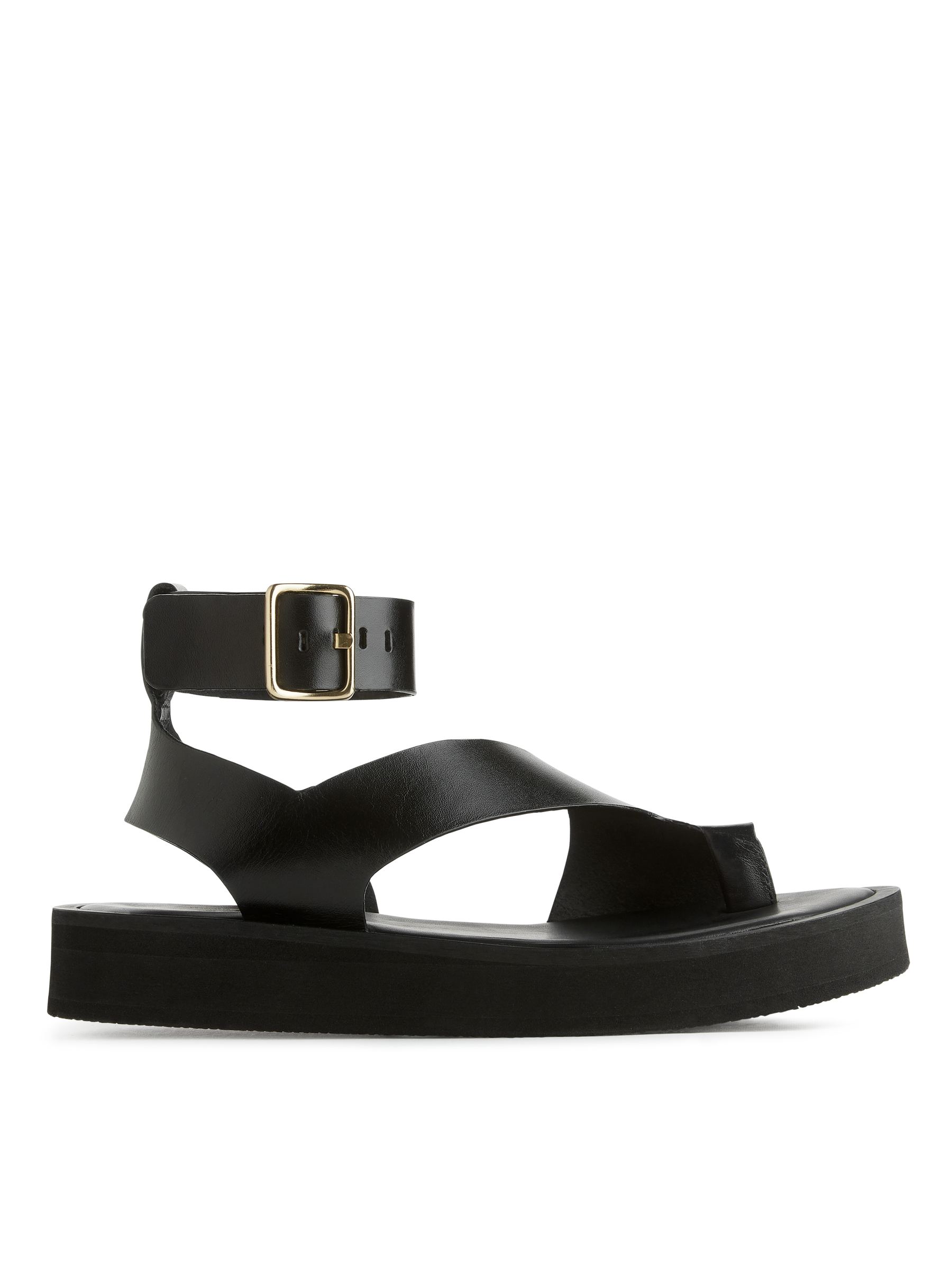 Flatform Leather Strap Sandals - Black - Women - StillMedia/DescriptiveStillLife - 5