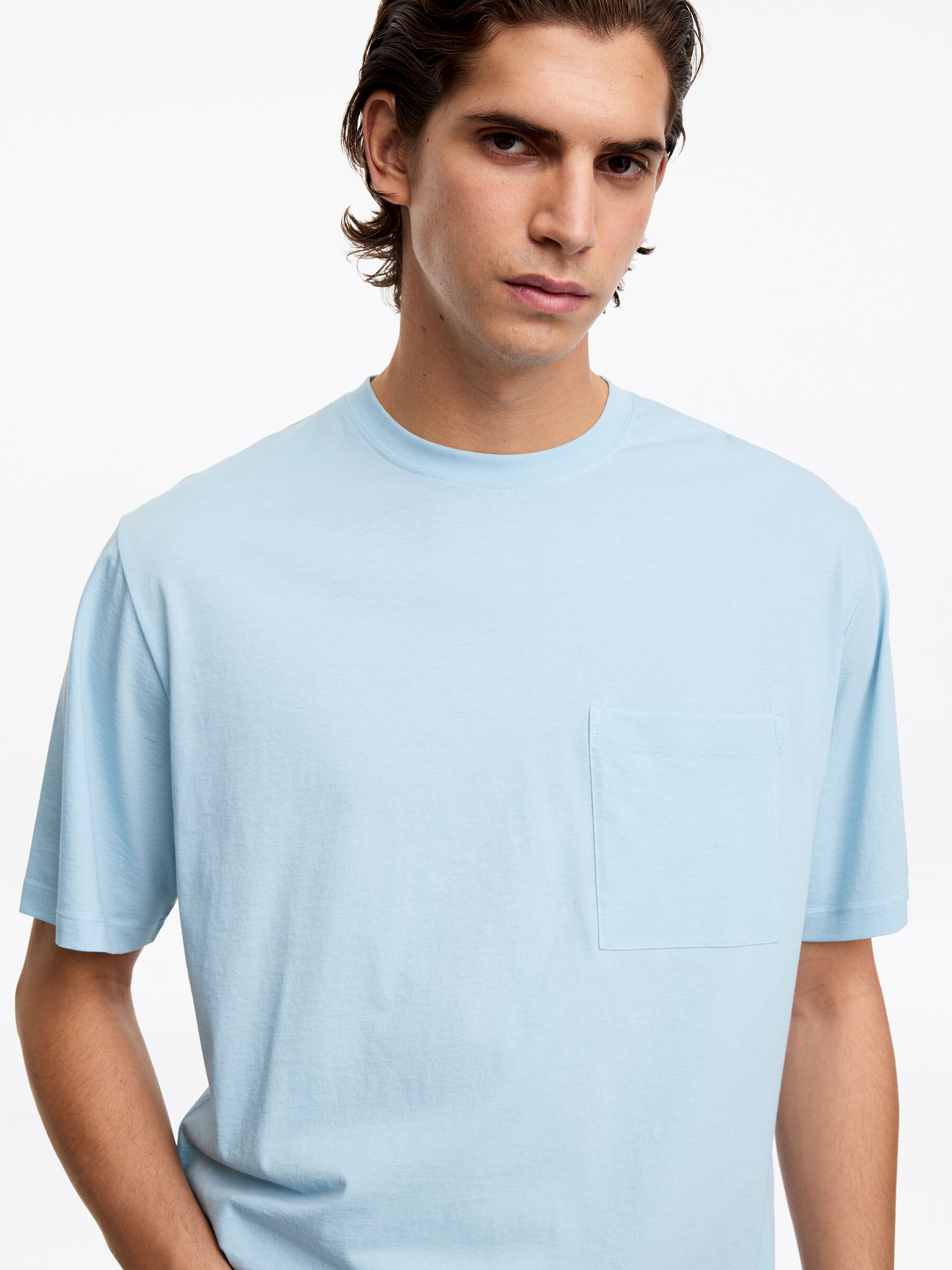 Relaxed Cotton T-Shirt - Dusty Blue - Relaxed fit - Men - StillMedia/Lookbook - 4