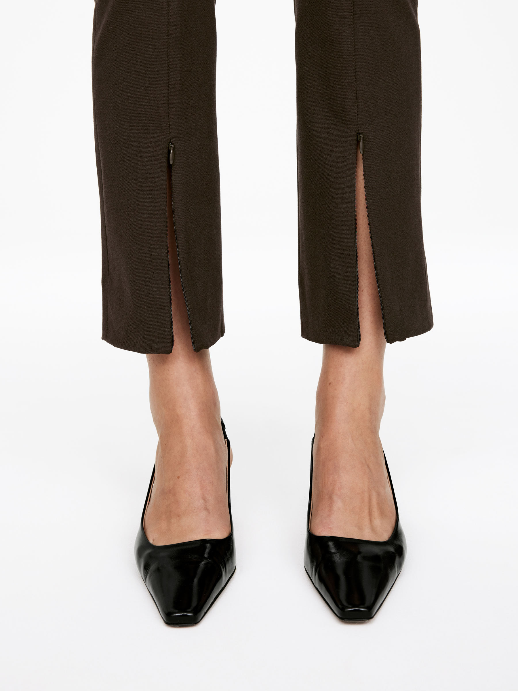Slim-Fit Trousers - Brown - Slim fit - Women - StillMedia/Lookbook - 4