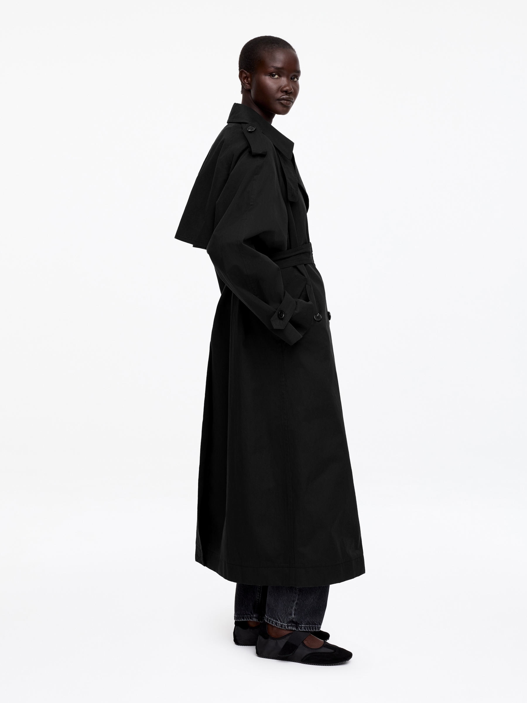 Trencz oversize - Czarny - Obszerny - Women - StillMedia/Lookbook - 8