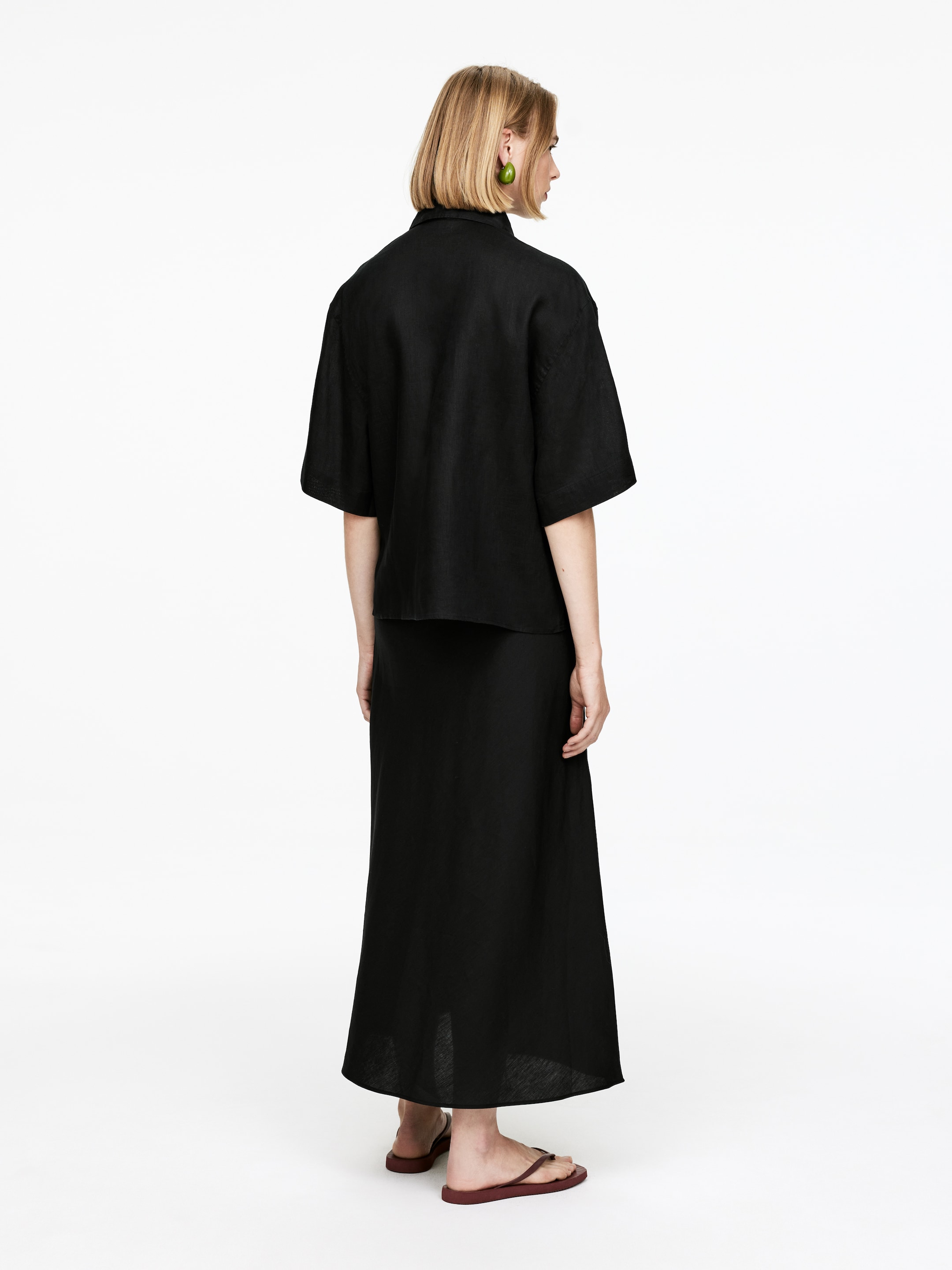 Grösseres Bild ansehen: Lockeres Leinenhemd - Schwarz - DAMEN | H&M CH 4