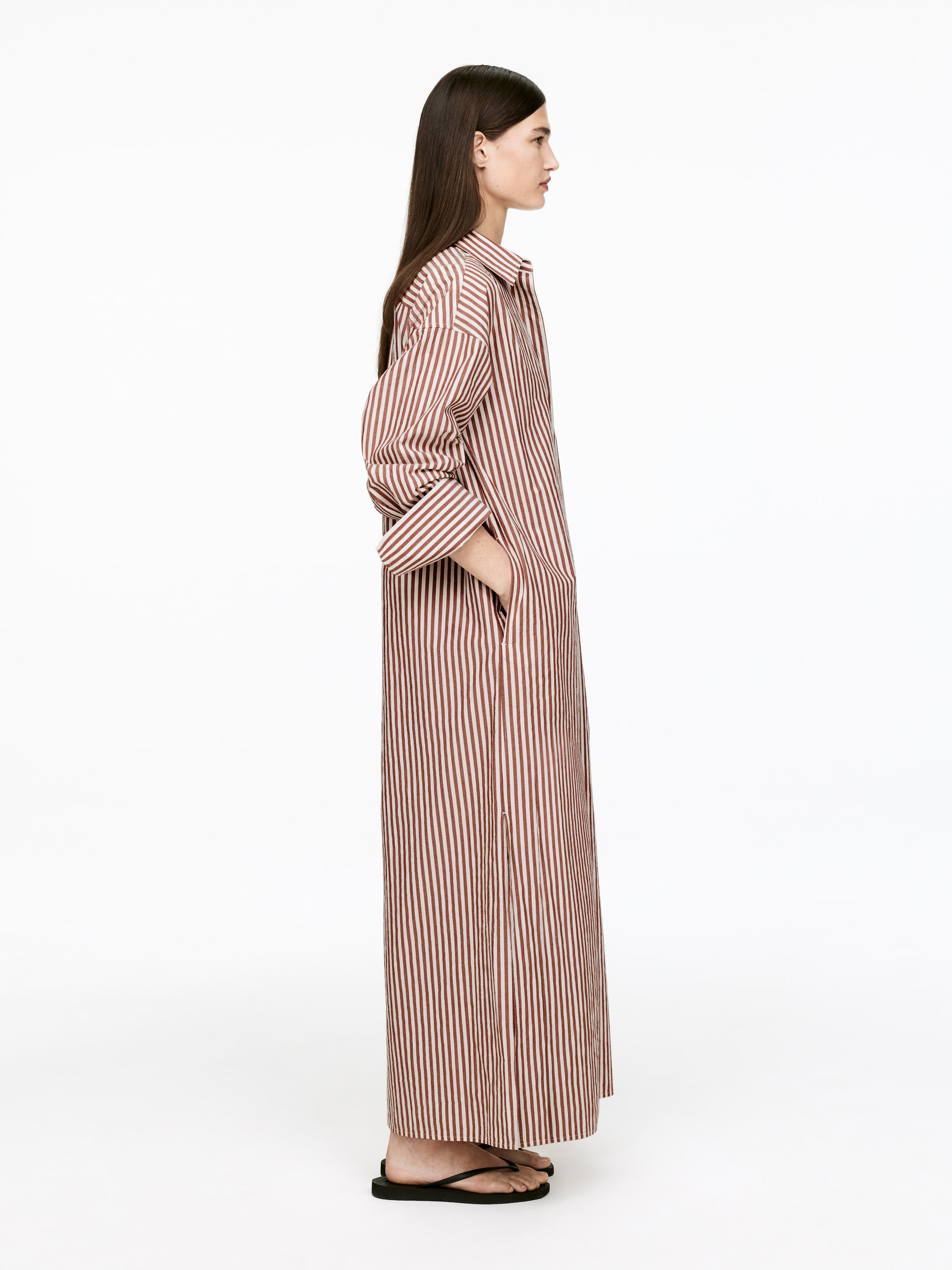 Ver imagen más grande: Vestido camisero de algodón - Marrón/blanco - MUJER | H&M ES 2