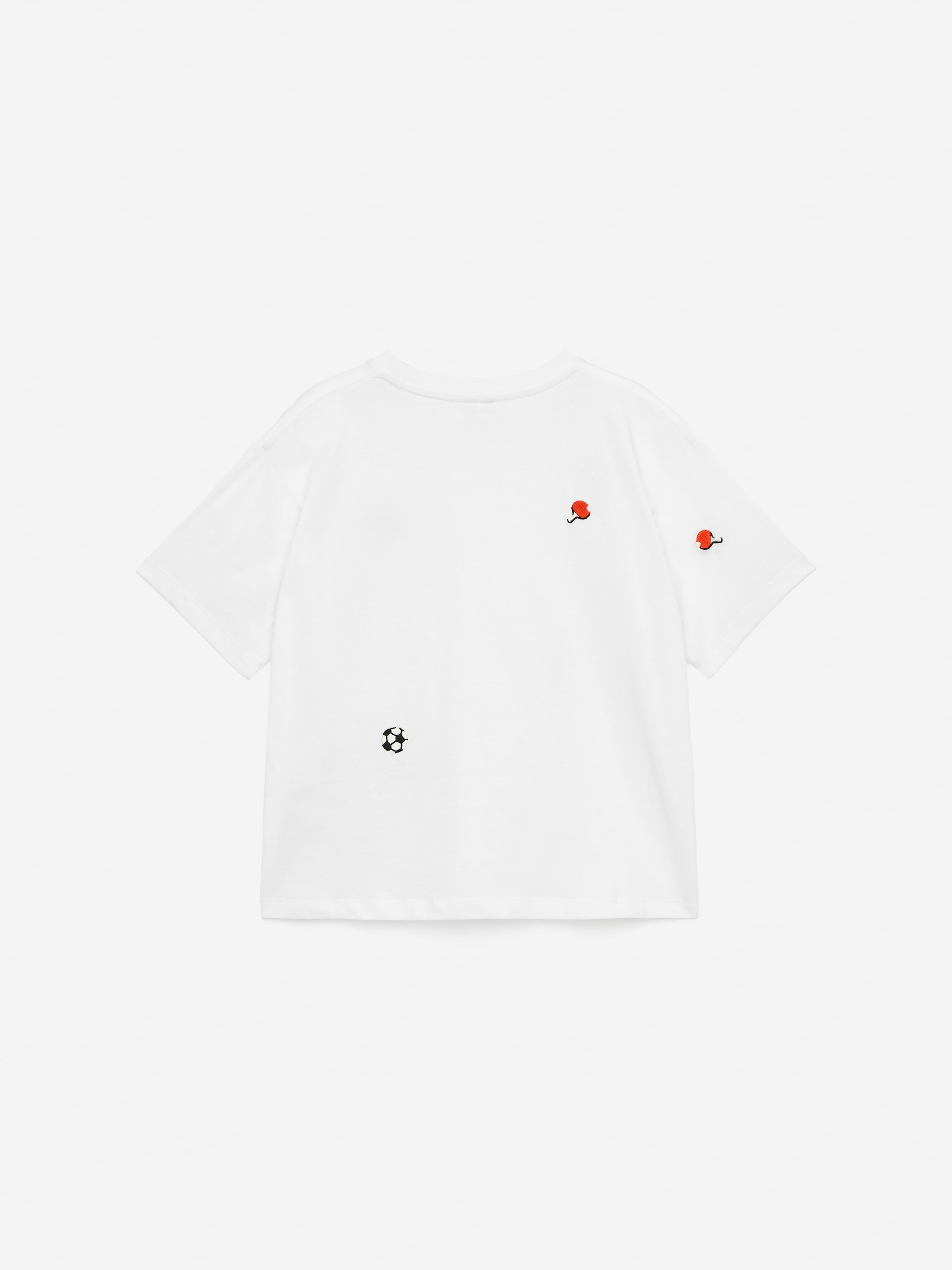 Visa större bild: Oversized T-shirt - Vit/sportutrustning - BARN | H&M FI 2