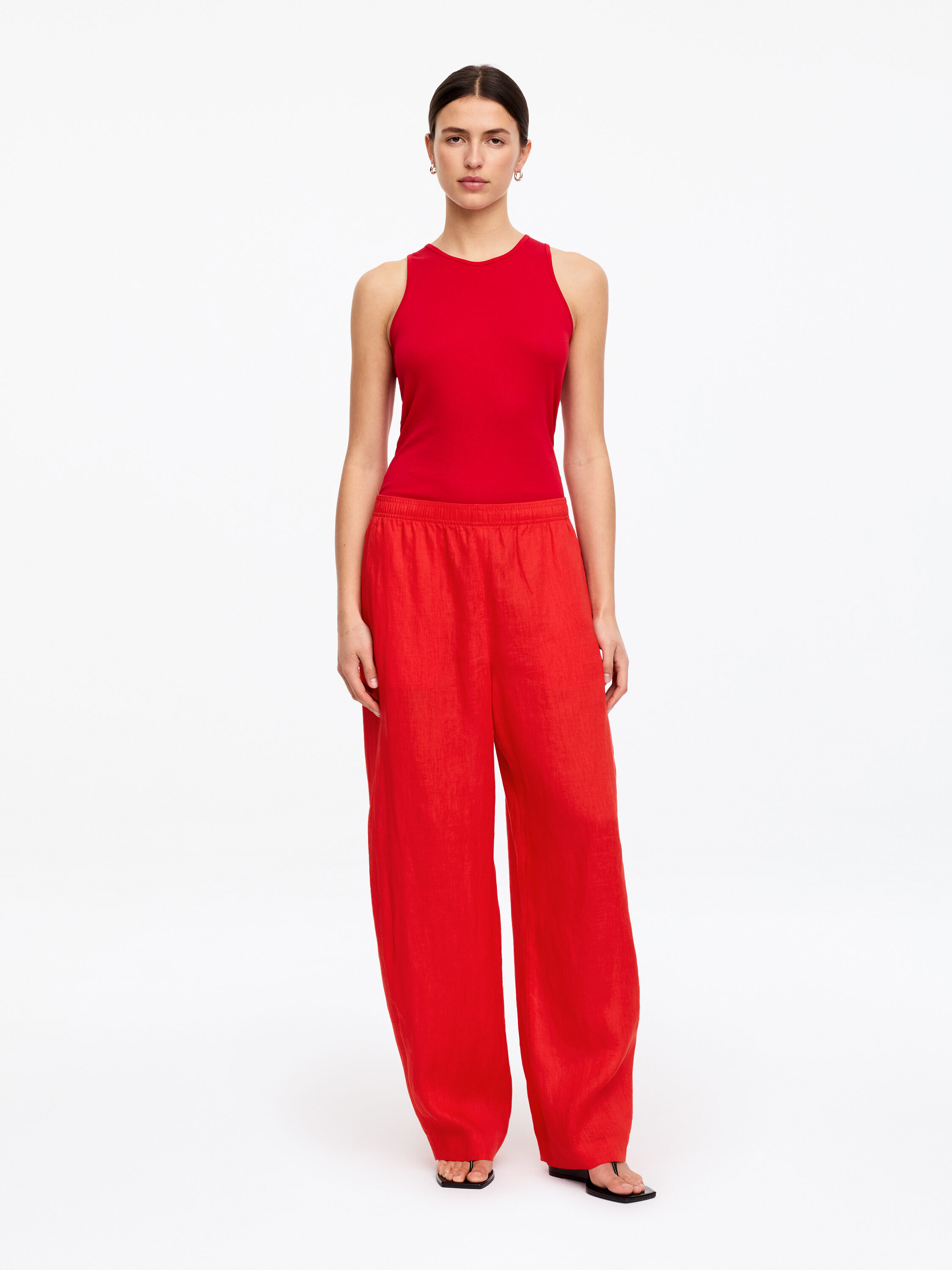 Barrel Linen Trousers
