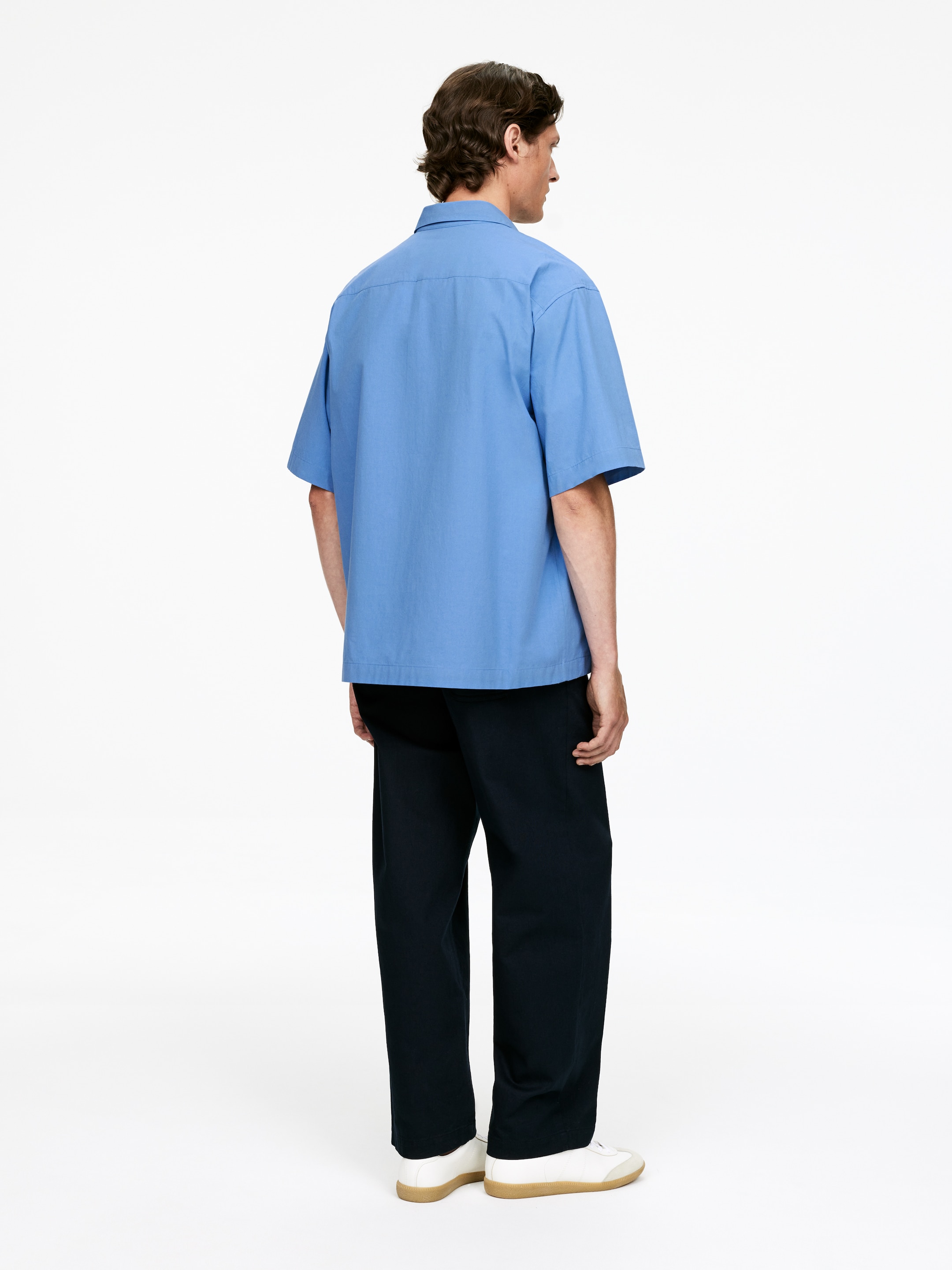 Visa större bild: Oversized poplinskjorta - Blå - HERR | H&M SE 2