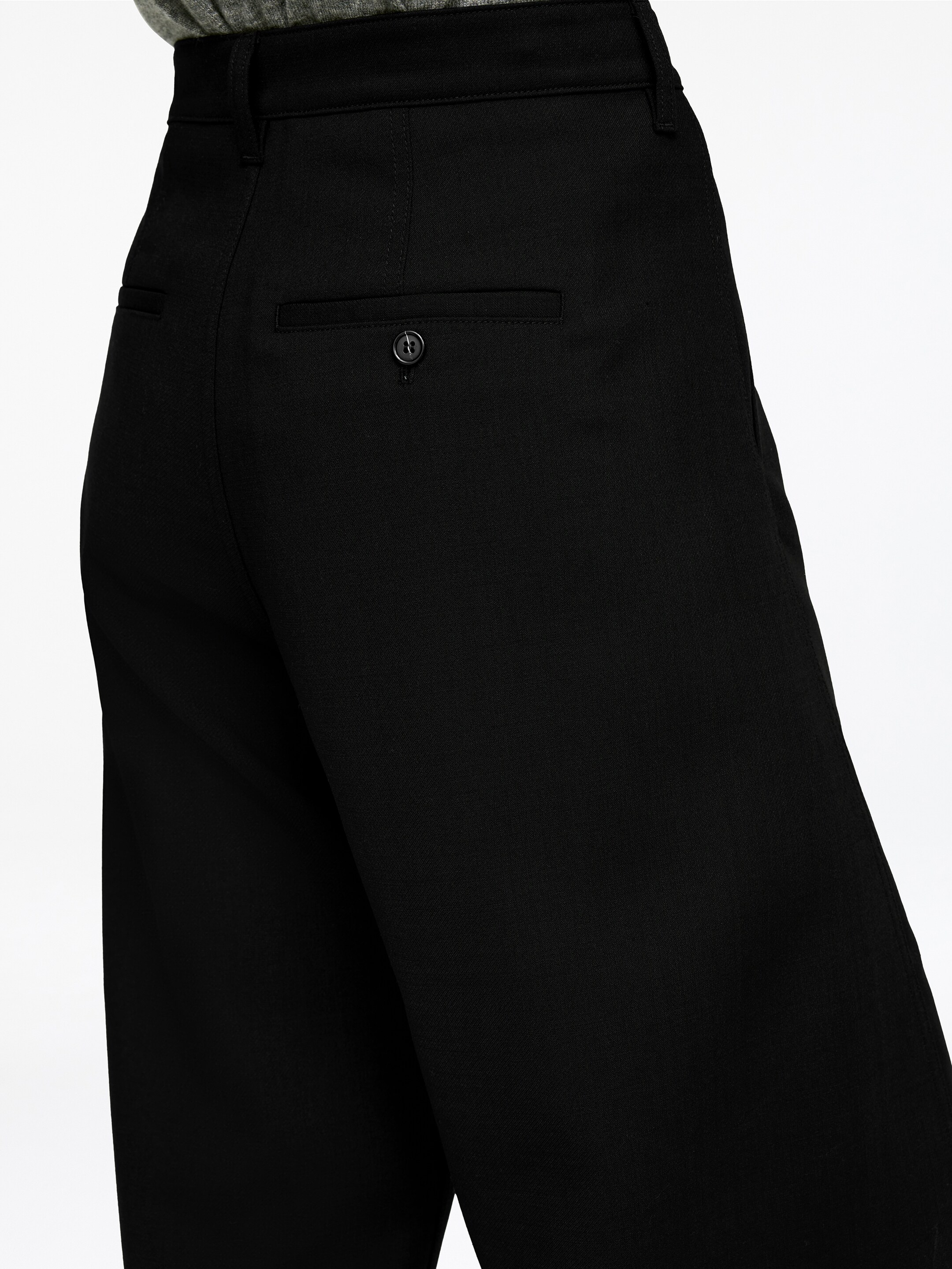 Agrandir l'image: Pantalon jambes barrel - Noir - FEMME | H&M BE 4