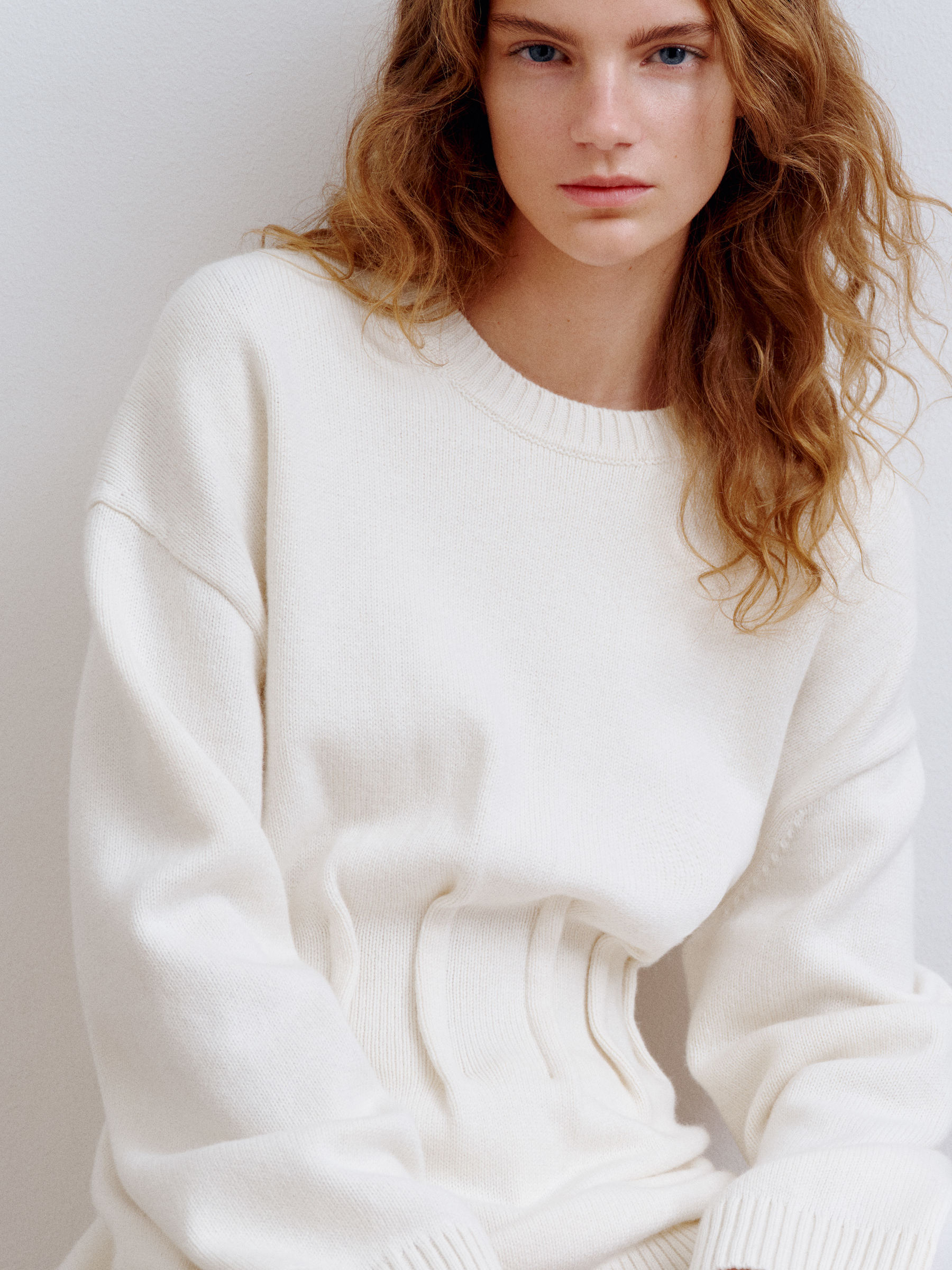 Fitted-Waist Jumper - Off White - Loose fit - Women - StillMedia/Environmental - 1