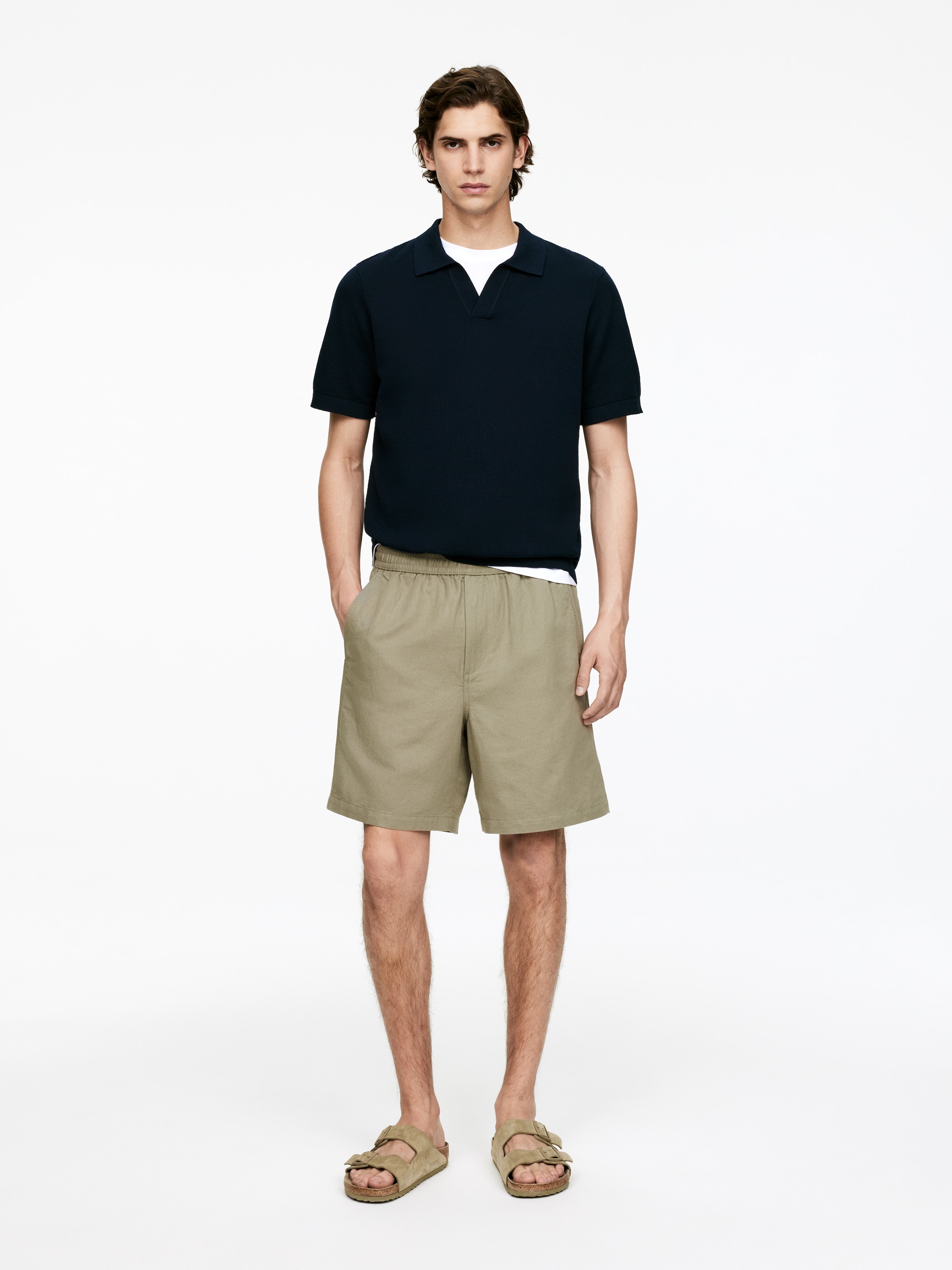 Visualizza immagine più grande: Shorts in cotone e lino con coulisse - Verde - UOMO | H&M IT 1