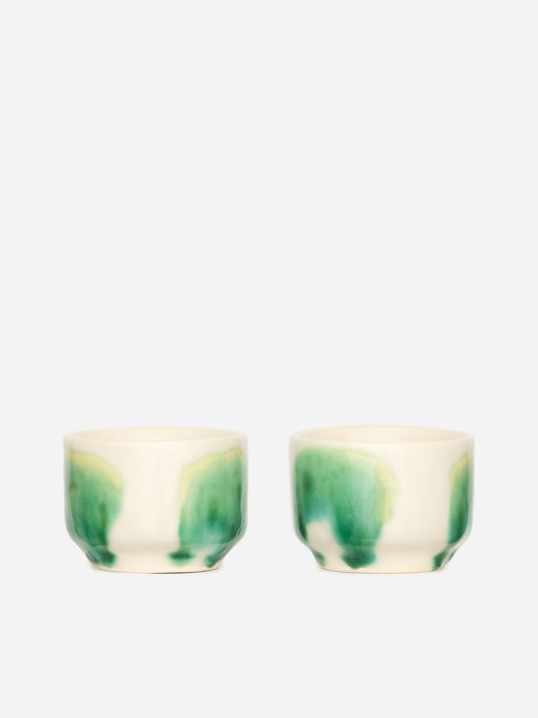 Äggkoppar, 2-pack - Off-white/grön - Homeware - StillMedia/DescriptiveStillLife - 1