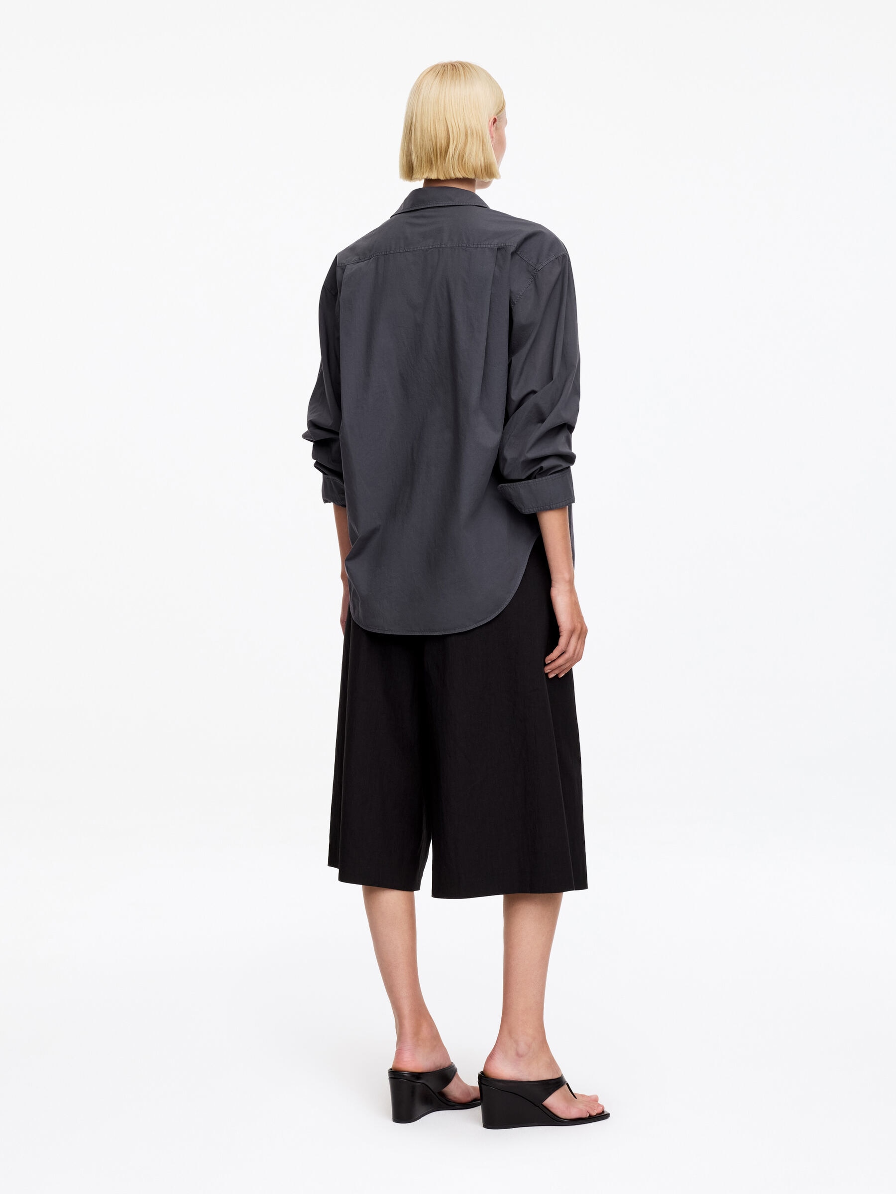 Cotton Poplin Shirt - Off Black - Regular fit - Women - StillMedia/Lookbook - 5