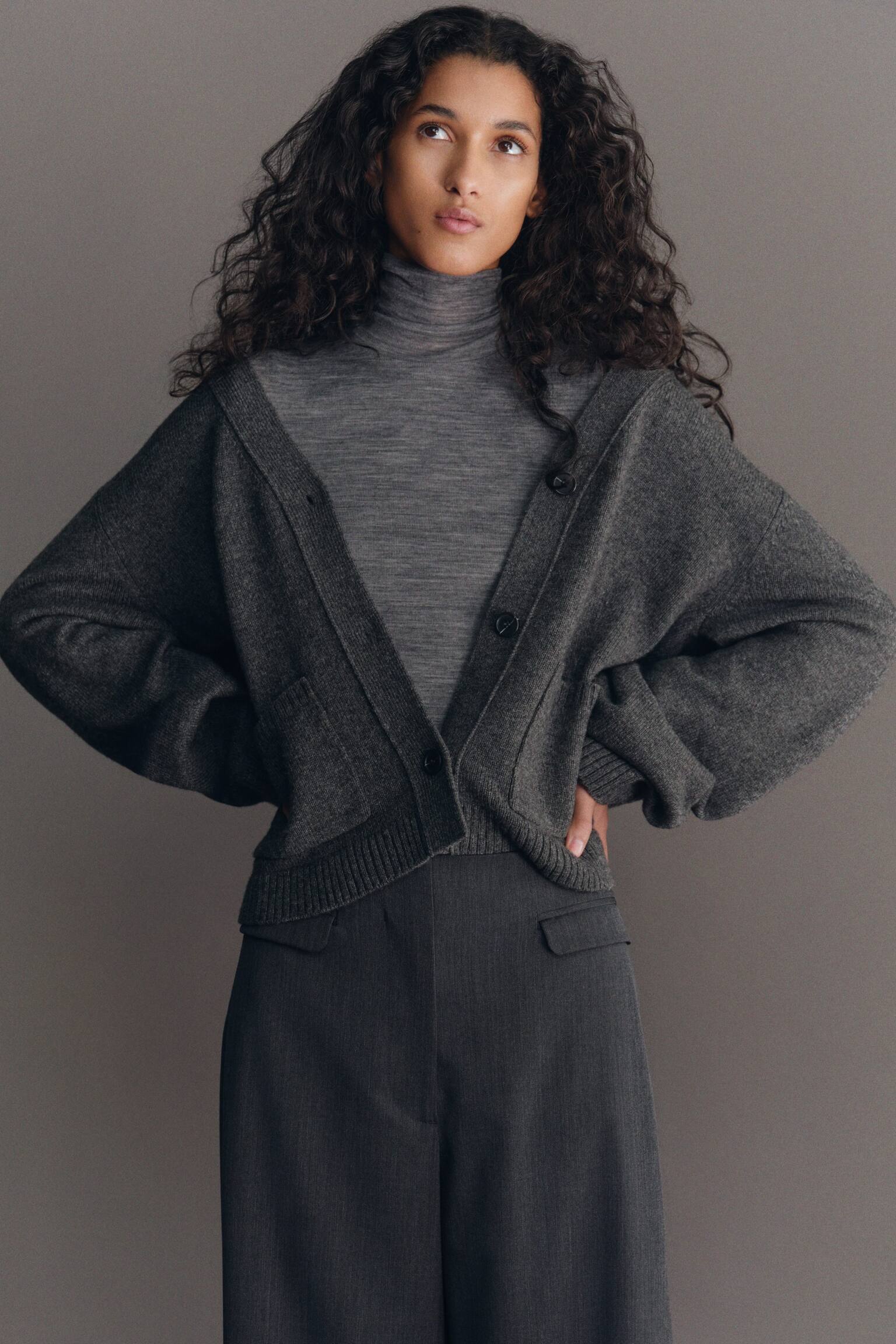 Maglia in lana a collo alto - Grigio/Nero - 1