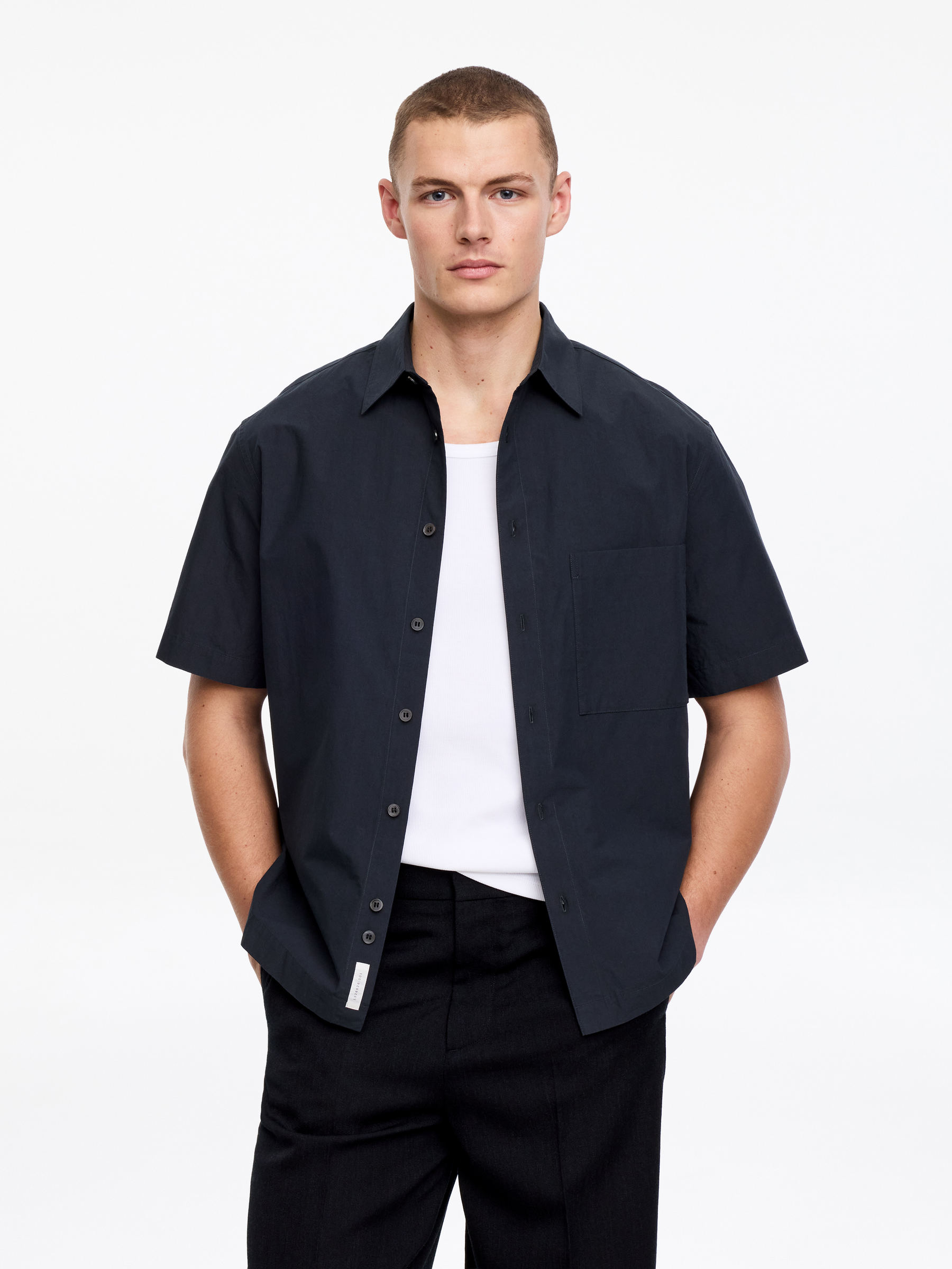 Short-Sleeve Poplin Shirt - Dark Blue - Relaxed fit - Men - StillMedia/Lookbook - 4