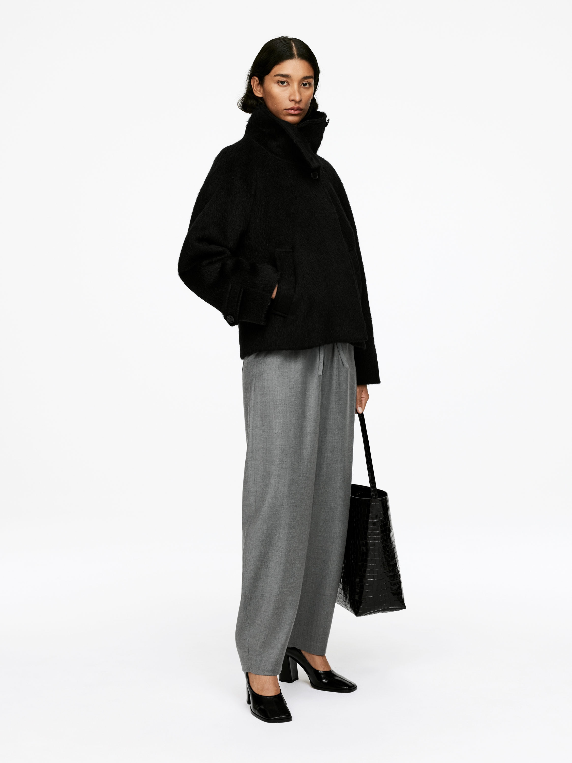 Funnel-Neck Wool-Alpaca Blend Jacket - Black - Regular fit - Women - StillMedia/Lookbook - 5
