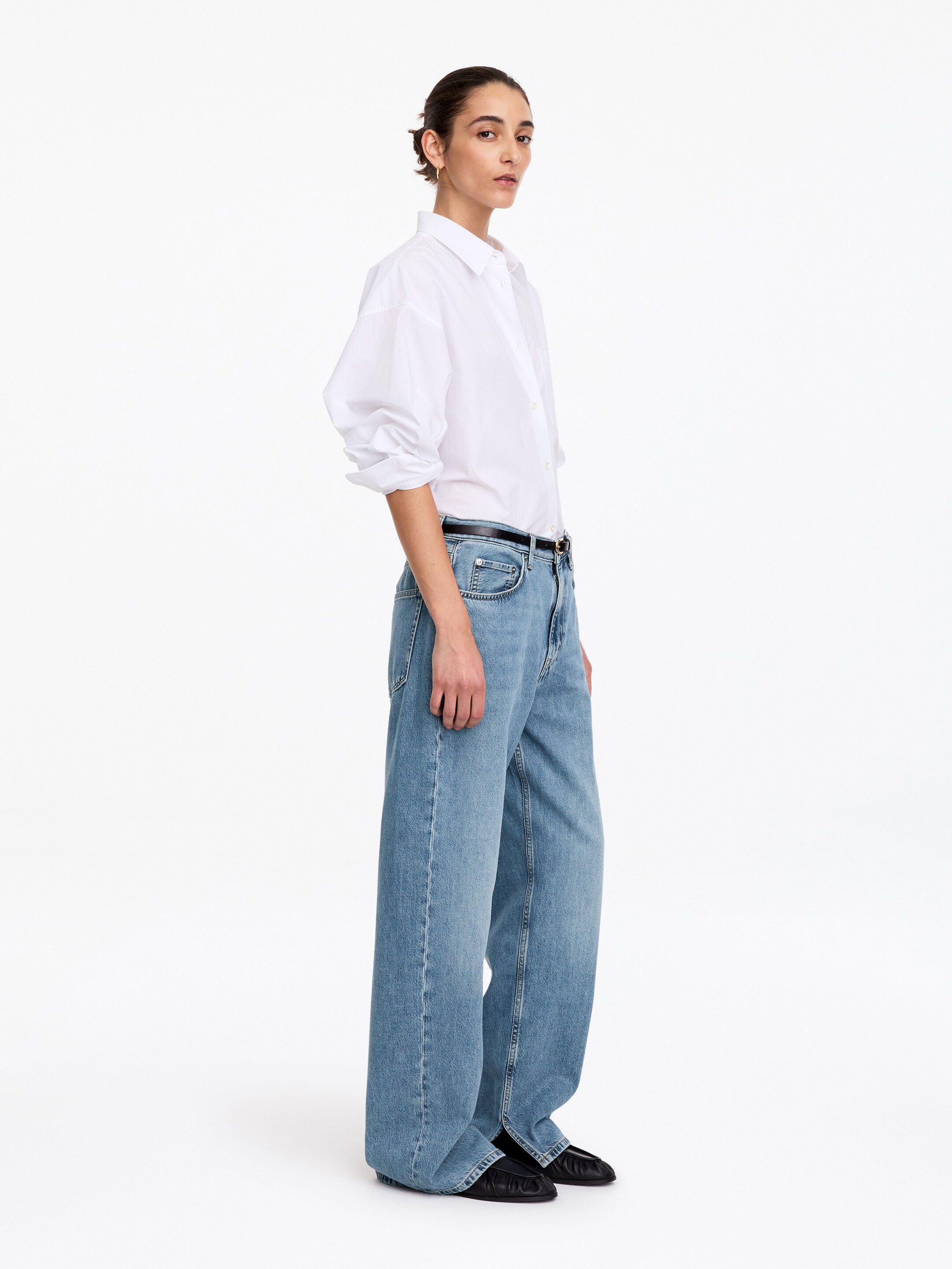 Lockere Hose mit Schlitzen - Hellblau - Relaxed Fit - women - StillMedia/Lookbook - 4
