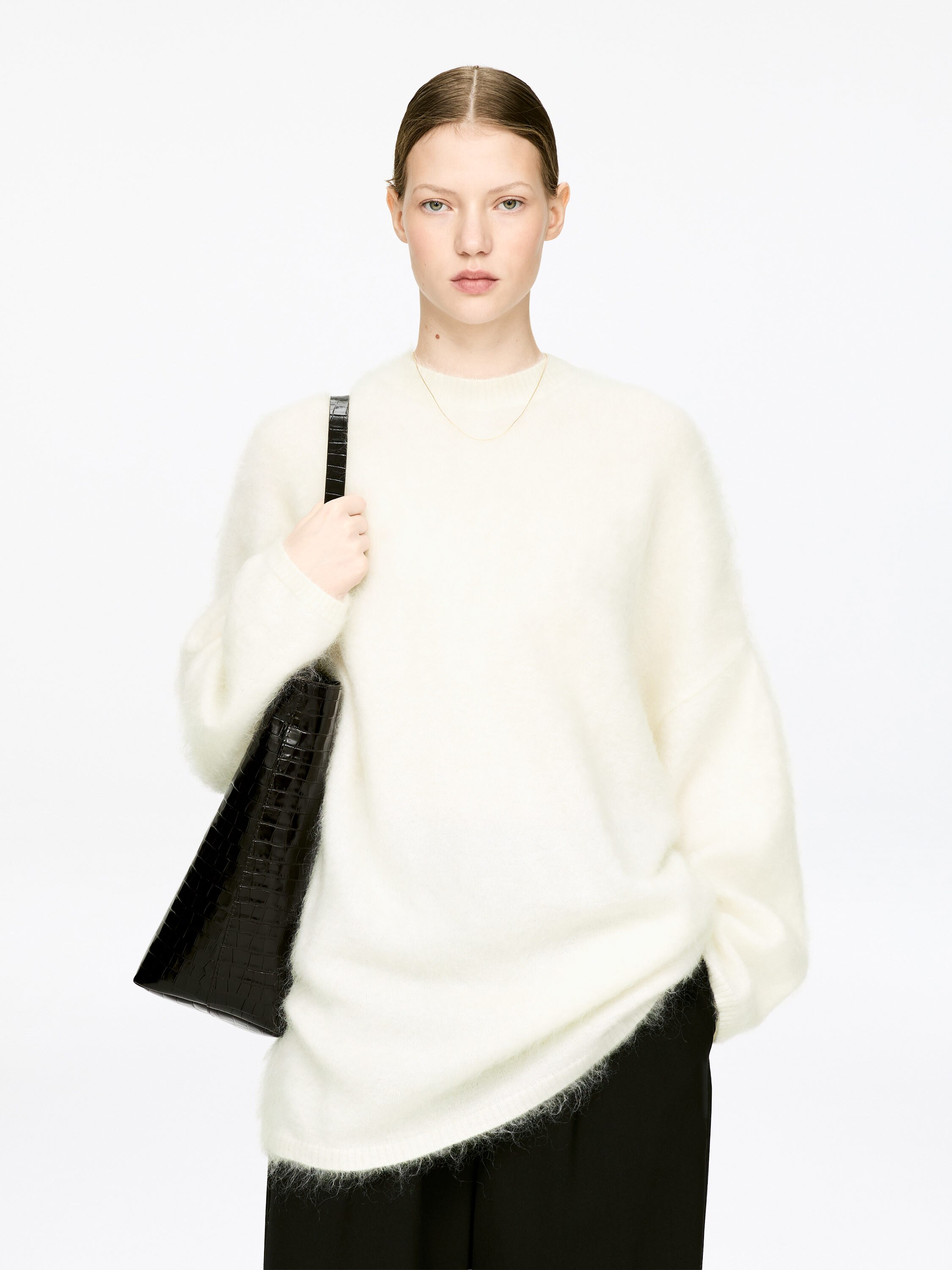 Mohair-Wool Blend Jumper - Off White - Oversized - Women - StillMedia/Lookbook - 9