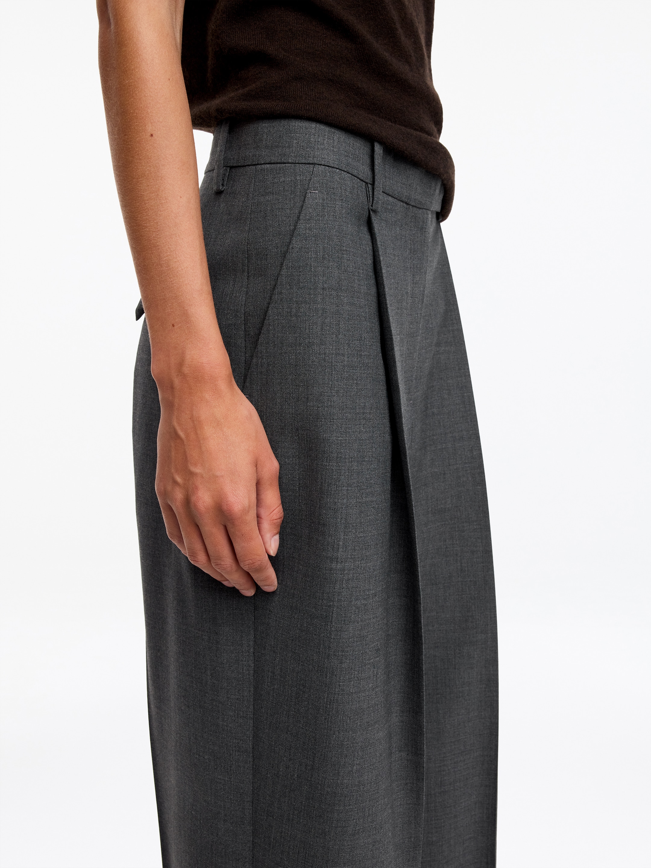 Pleated Wool-blend Trousers - Grey - Regular fit - Women - StillMedia/Lookbook - 4