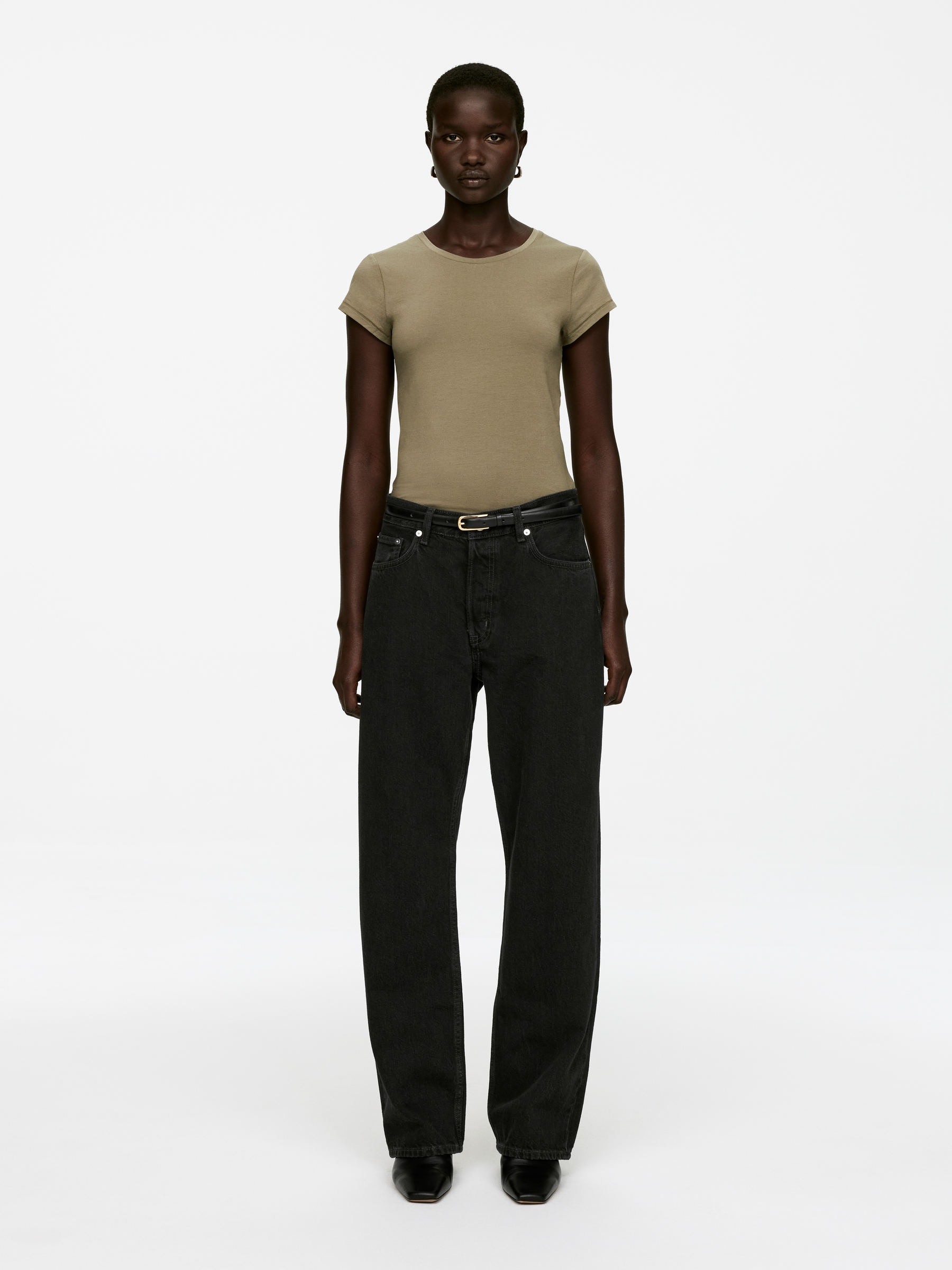 SHORE Boyfriend Jeans - Black - Relaxed fit - Women - StillMedia/Lookbook - 10