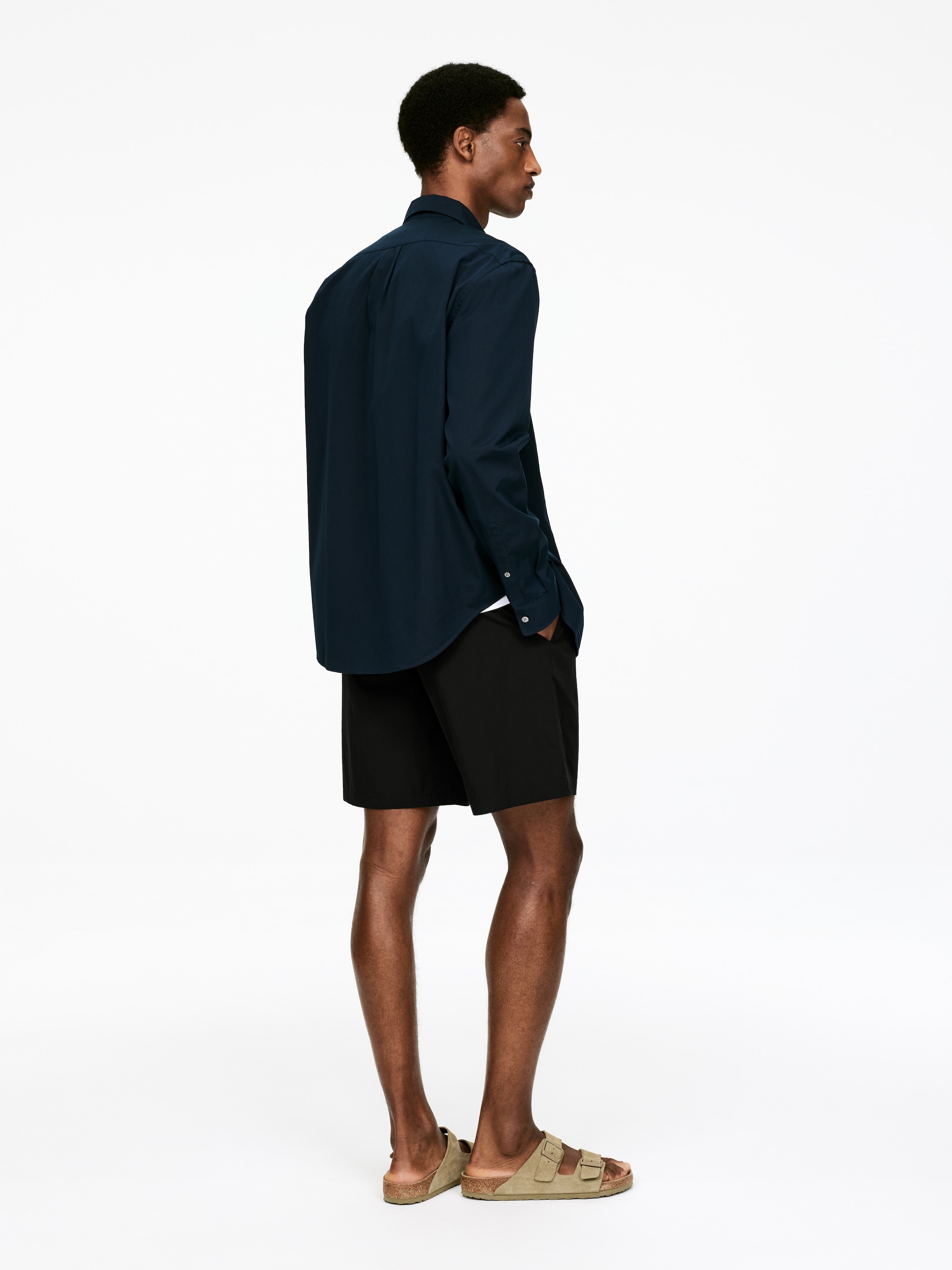 Grösseres Bild ansehen: Button-down-Hemd aus Popeline - Dunkelblau - HERREN | H&M CH 3