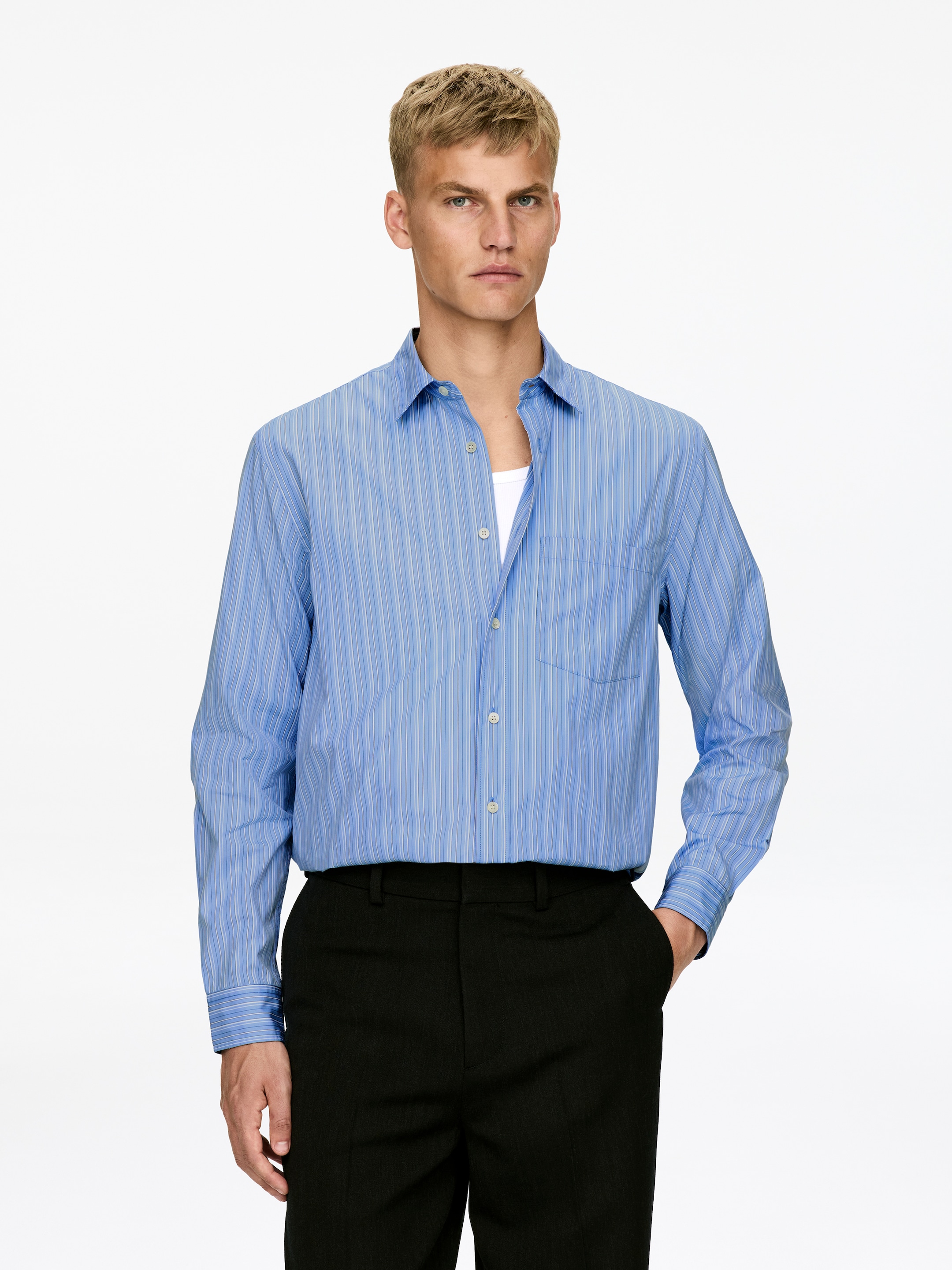 Grotere afbeelding bekijken: Relaxed Poplin Shirt - Blauw/wit - HEREN | H&M BE 1