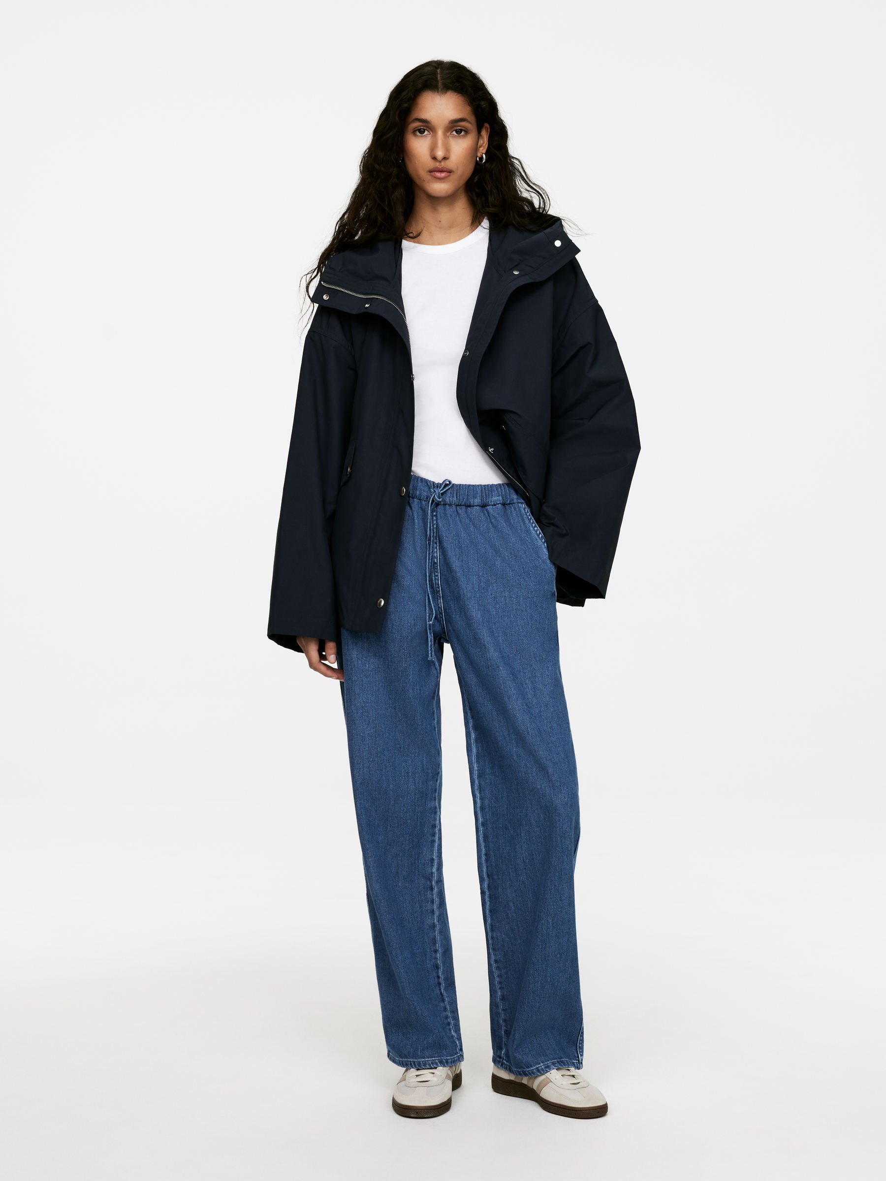 Drawstring Denim Trousers - Washed Blue - Relaxed fit - Women - StillMedia/Lookbook - 12