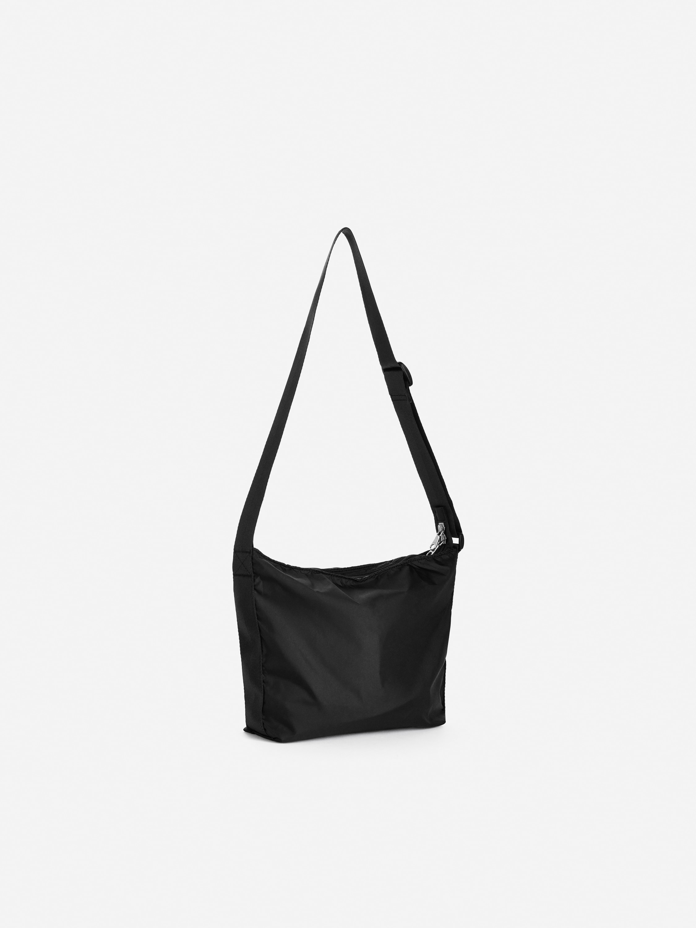 arket メッセンジャーバッグ　 Packable Small Messenger Bag – Black – Men – ARKET WW
