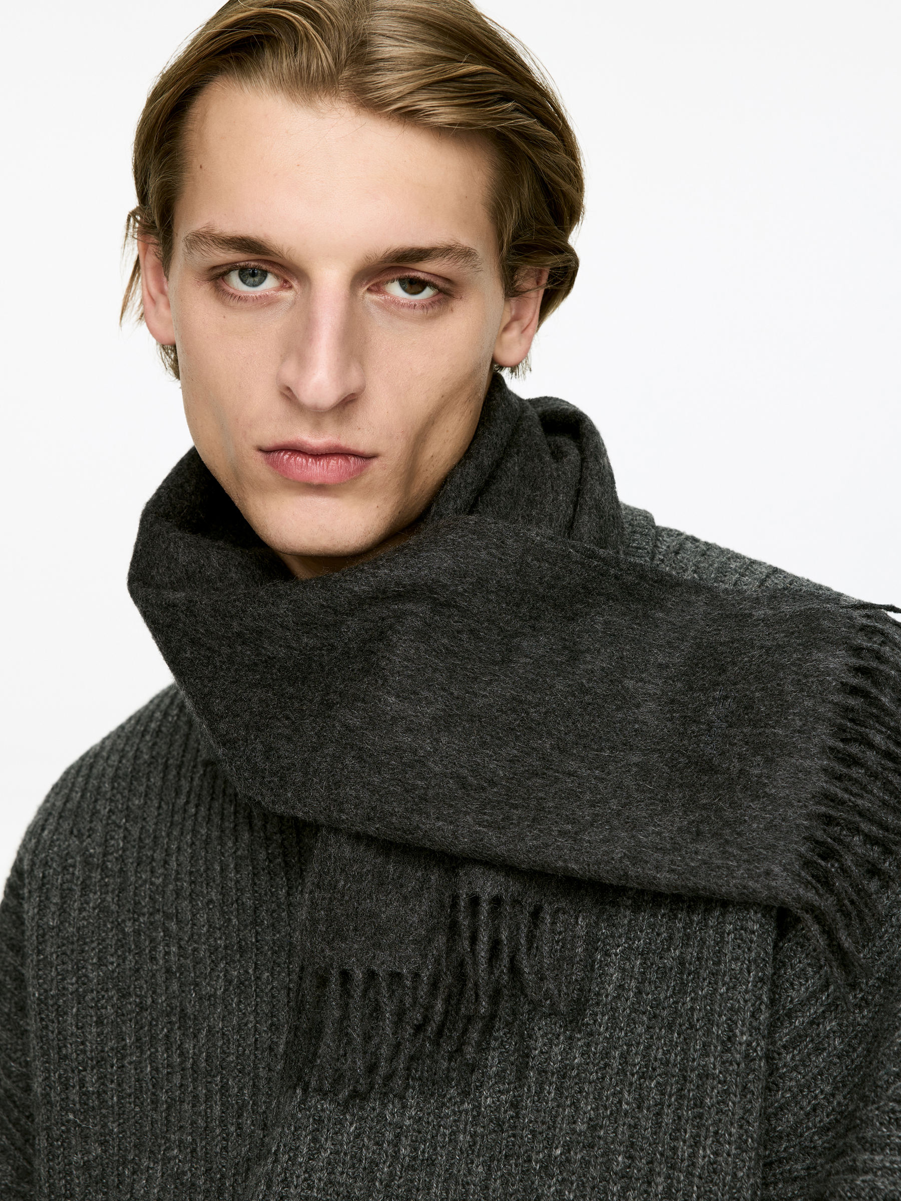 Cashmere Scarf - Dark Grey - Men - StillMedia/Lookbook - 4