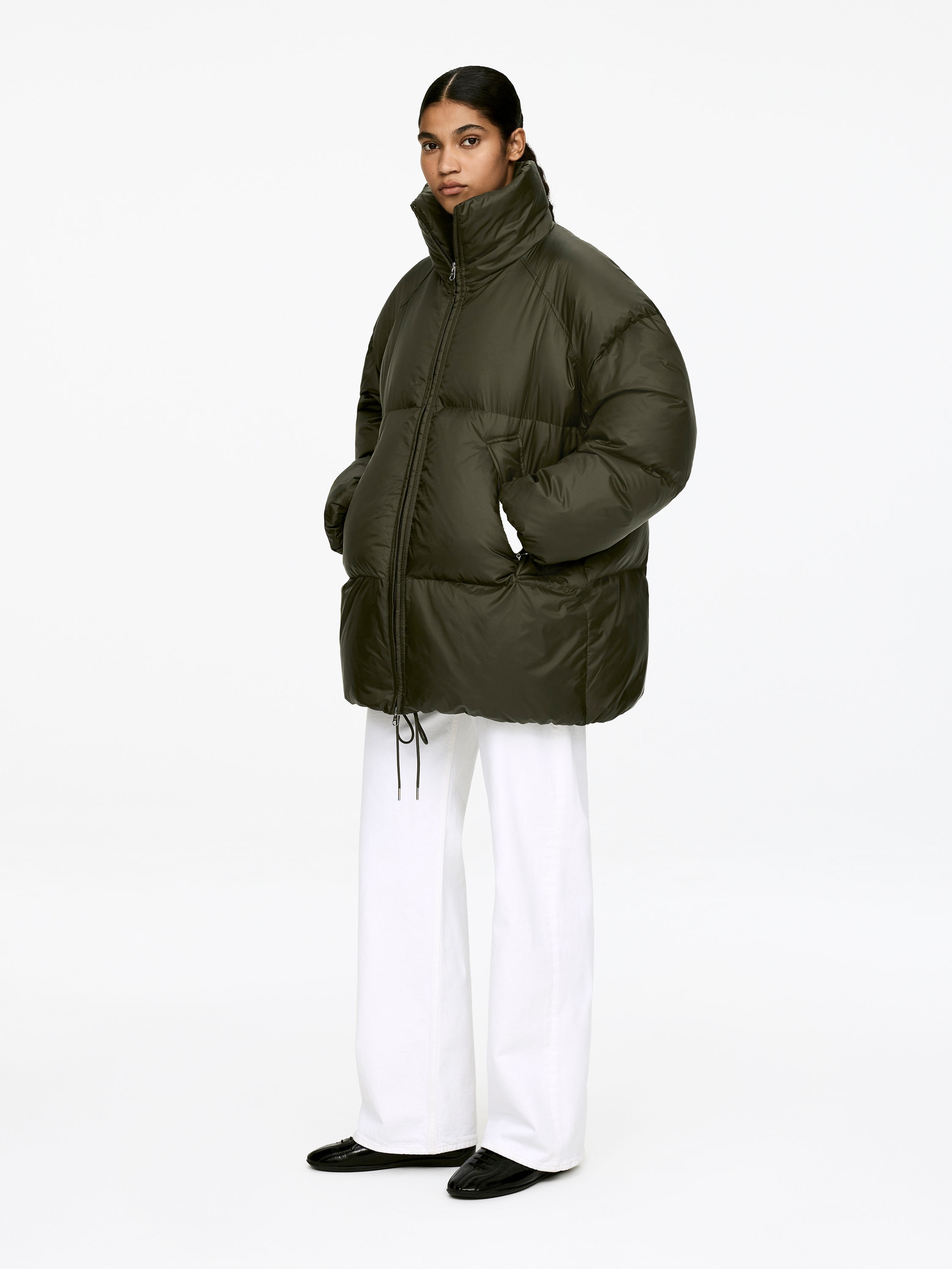 Upcycled Down Puffer Jacket - Dark Green - Oversized - Women - StillMedia/Lookbook - 4