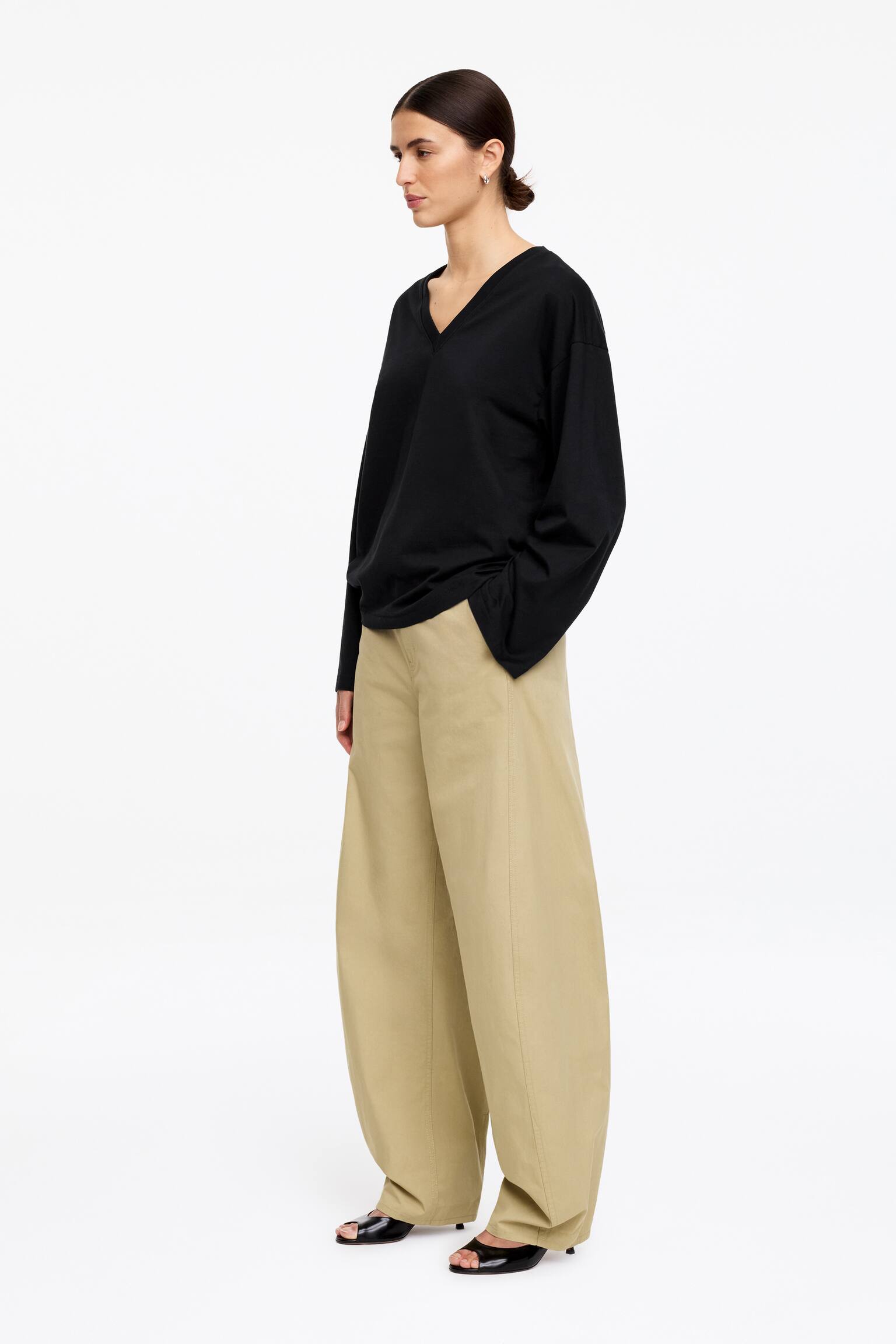 Volné Tričko S Výstřihem Do V - Černá/Bílá/Světle růžová - 3