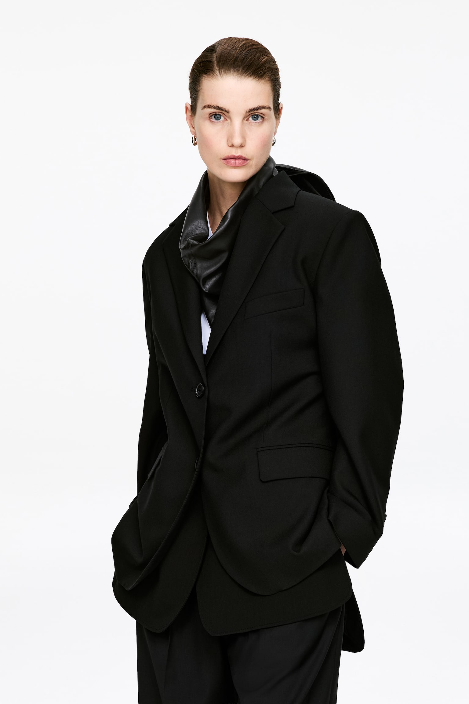 Sciarpa a triangolo in pelle - Nero - 1