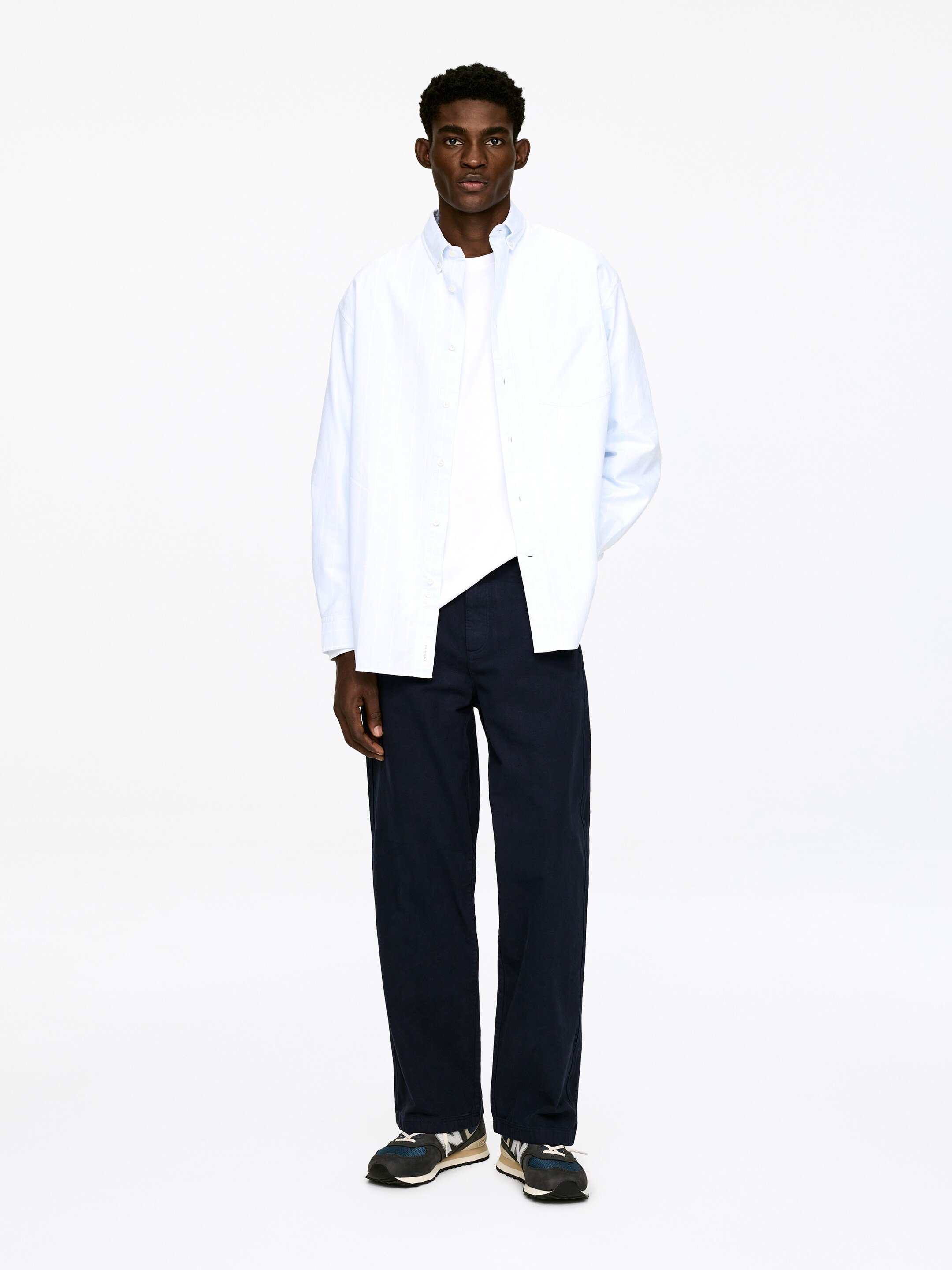 Größeres Bild ansehen: Lockere Canvas-Hose - Dunkelblau - Men | H&M DE 1