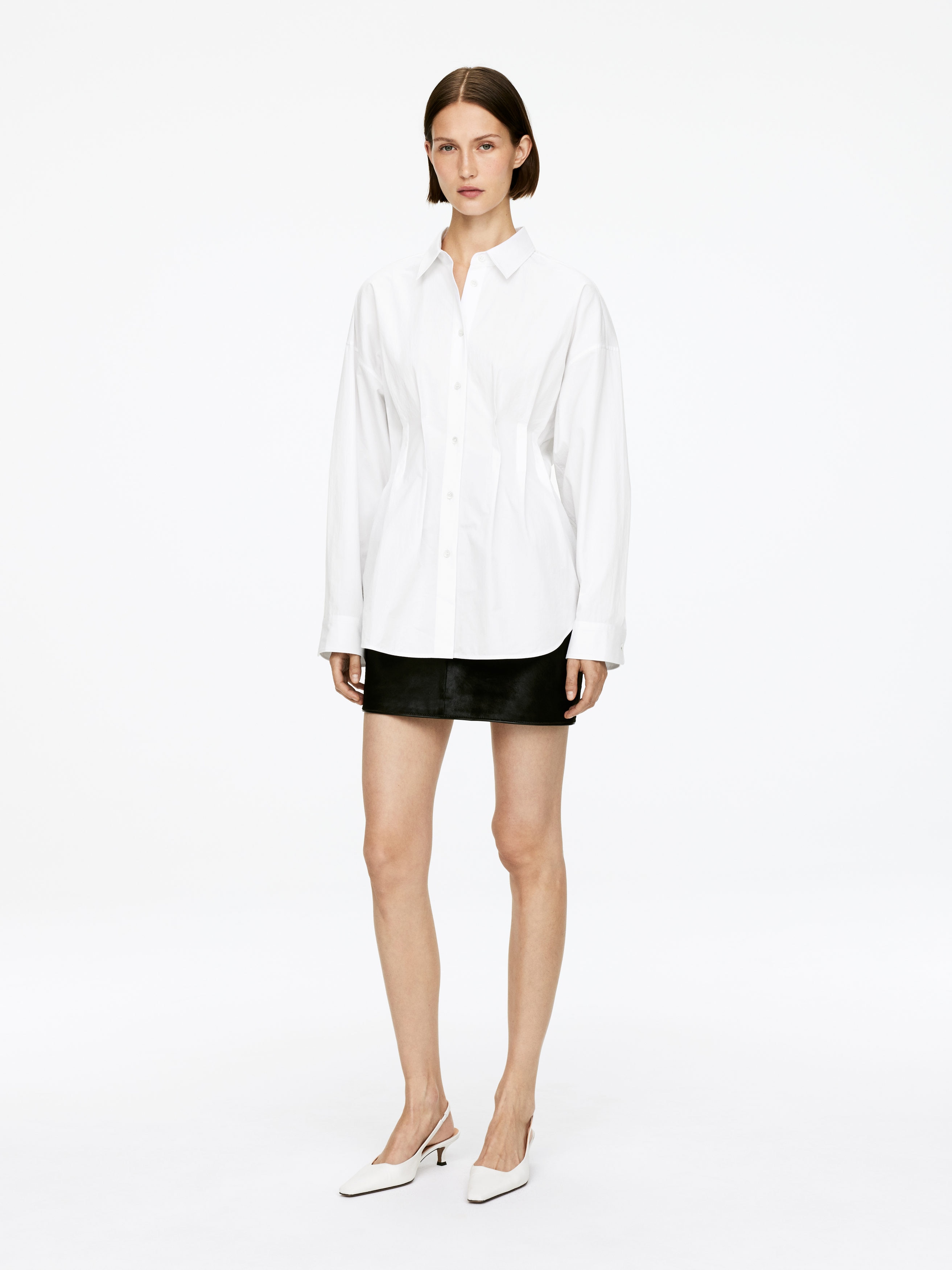 Pleated Blouse - White - Regular fit - Women - StillMedia/Lookbook - 3