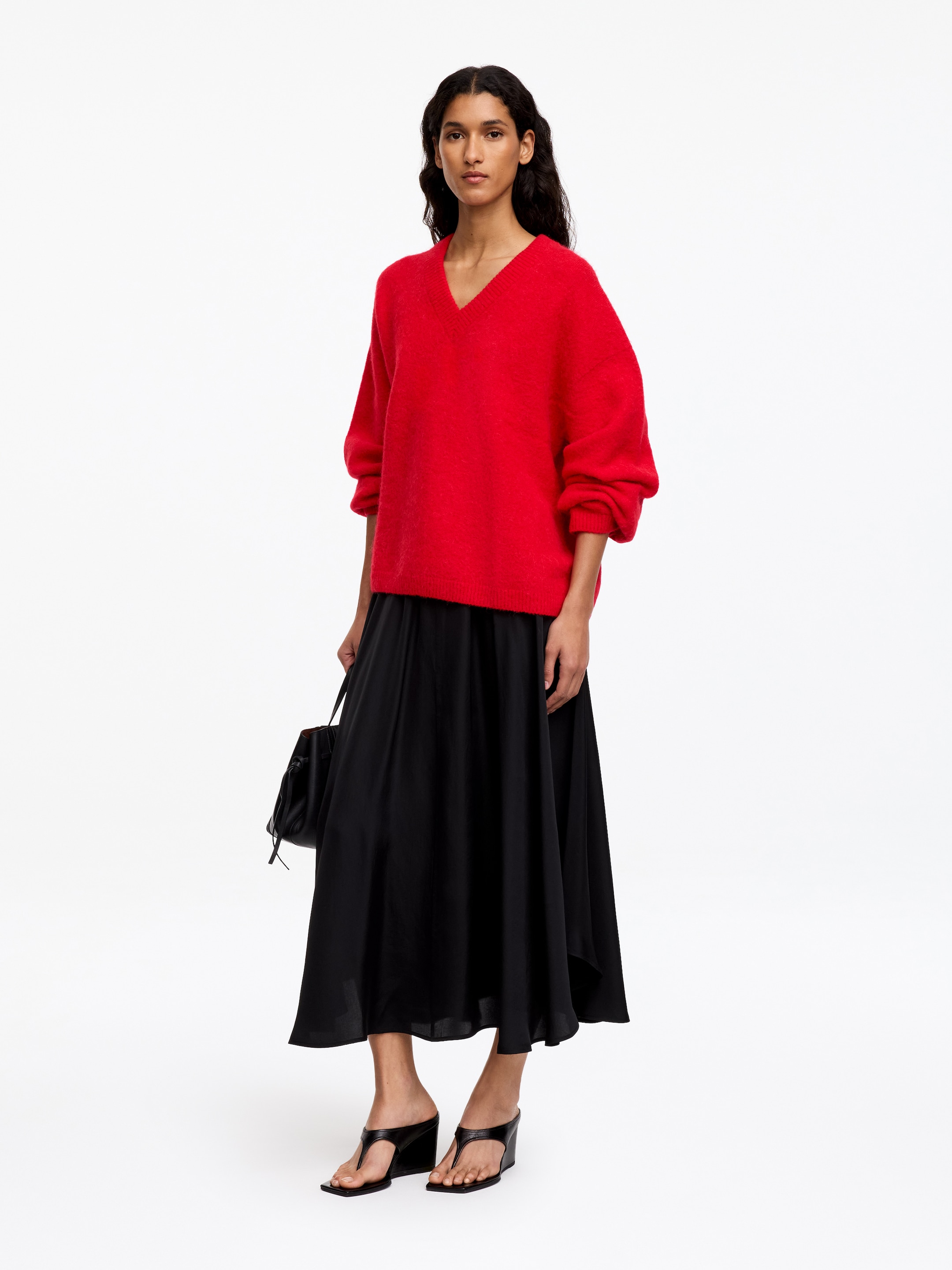 Alpaca-Wool Blend V-Neck Jumper - Red - Loose fit - women - StillMedia/Lookbook - 2