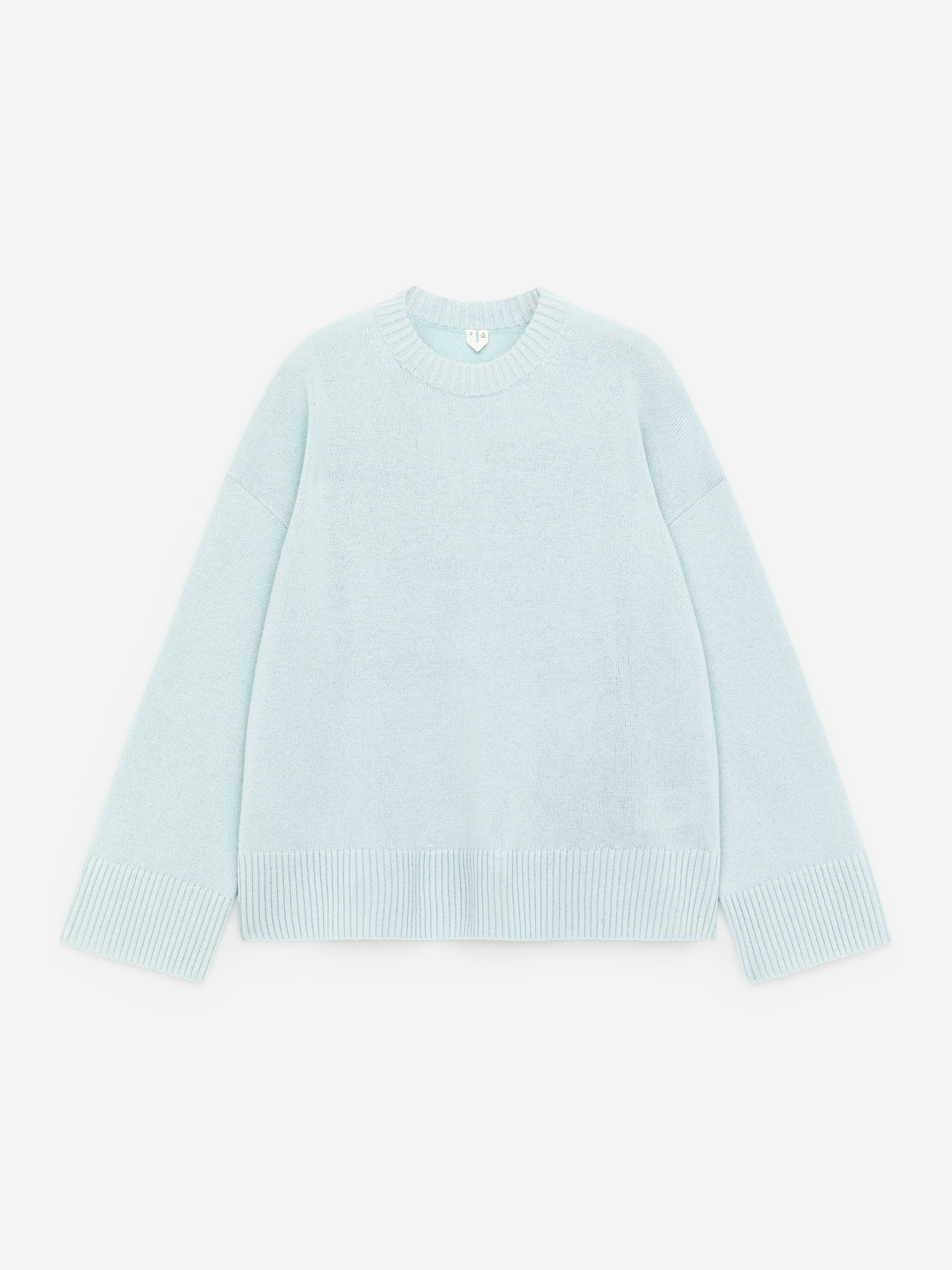 Oversized Pure Cashmere Jumper​ - Light Turquoise - Relaxed fit - Women - StillMedia/DescriptiveStillLife - 2