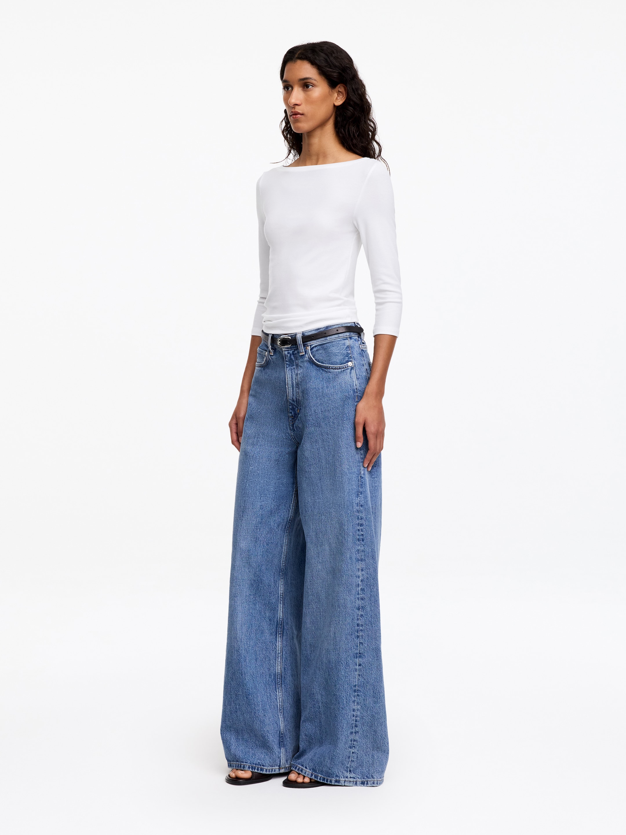 Top z dekoltem w łódkę - Biały - Wąski fason - women - StillMedia/Lookbook - 4